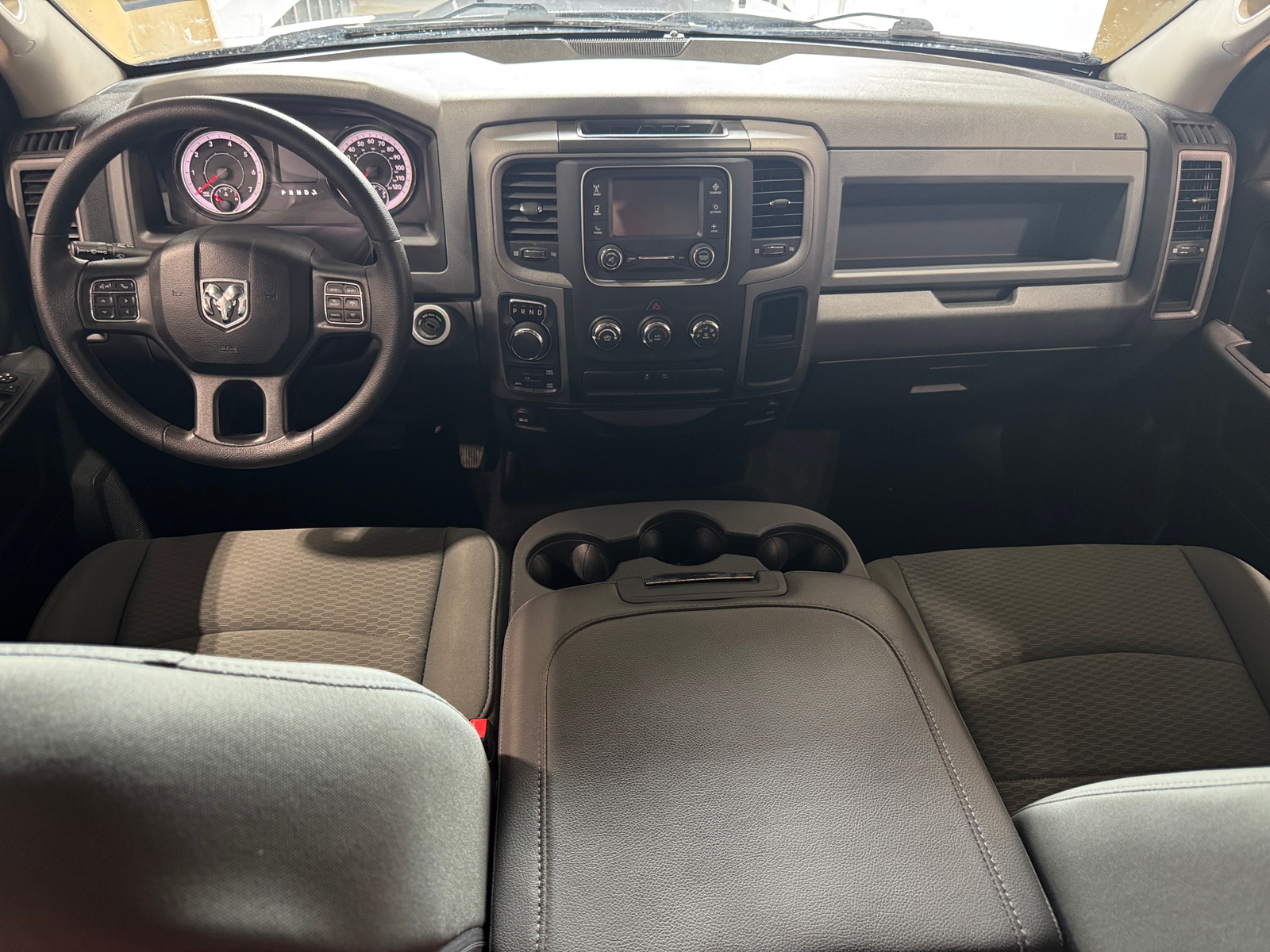 Thumbnail: 2019 RAM 1500 Classic - 3