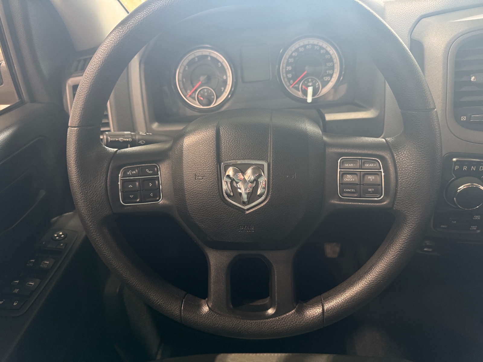 Thumbnail: 2019 RAM 1500 Classic - 5
