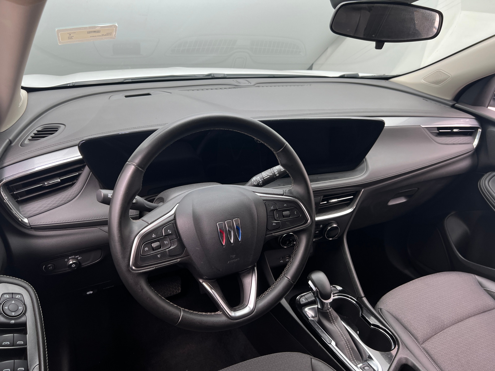 Thumbnail: 2025 Buick Encore GX - 3