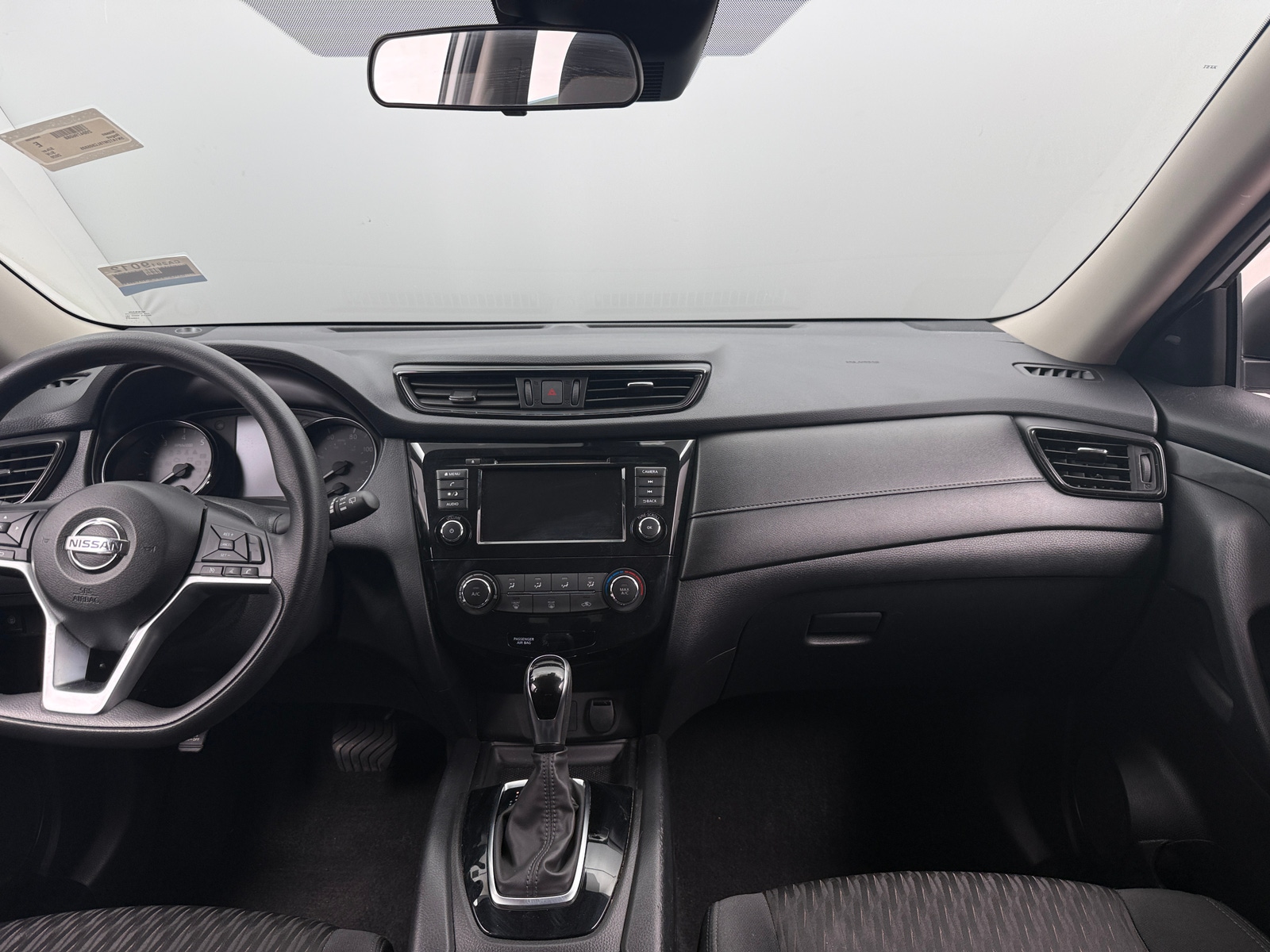Thumbnail: 2020 Nissan Rogue - 3