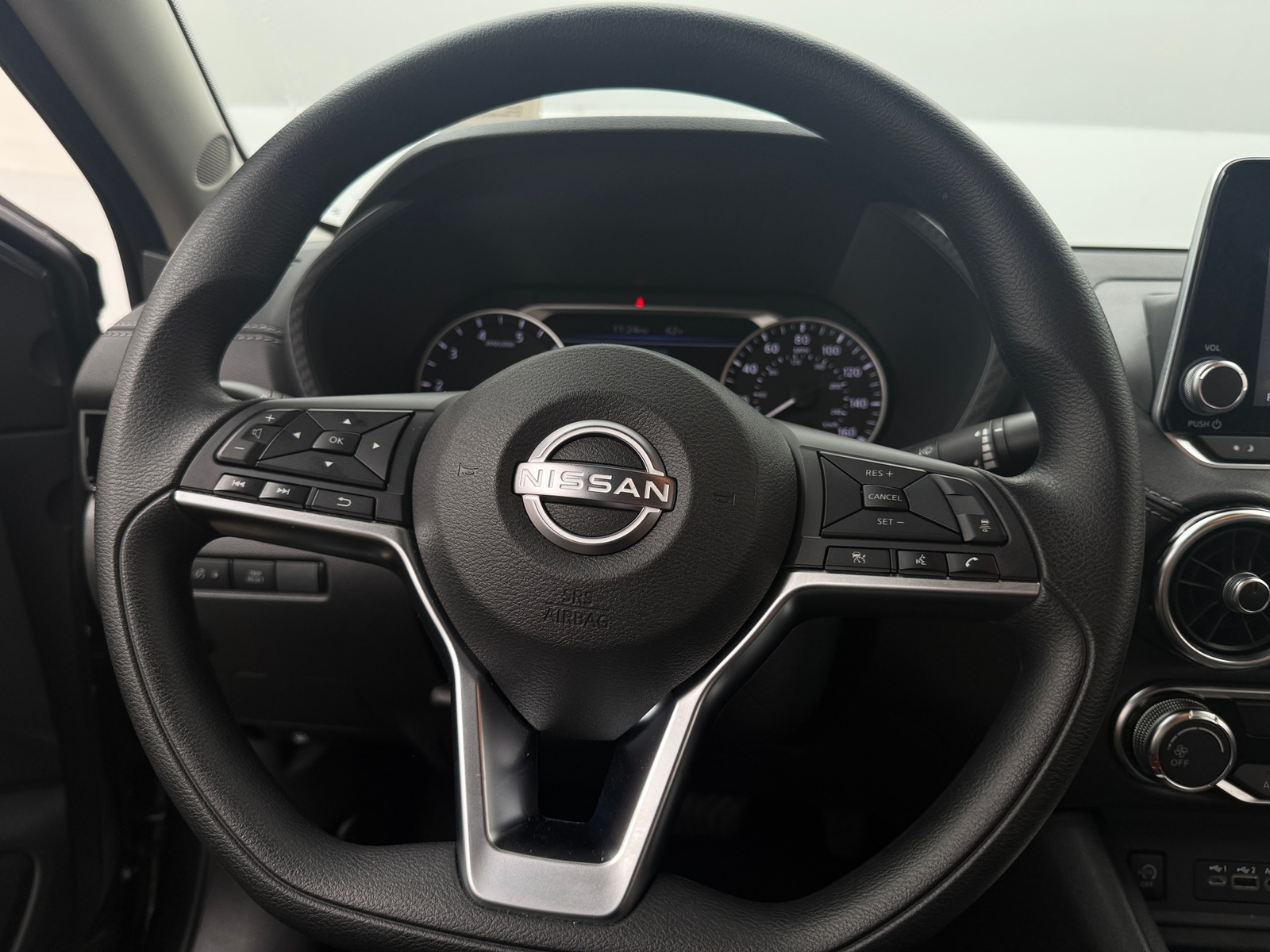 Thumbnail: 2025 Nissan Sentra - 5
