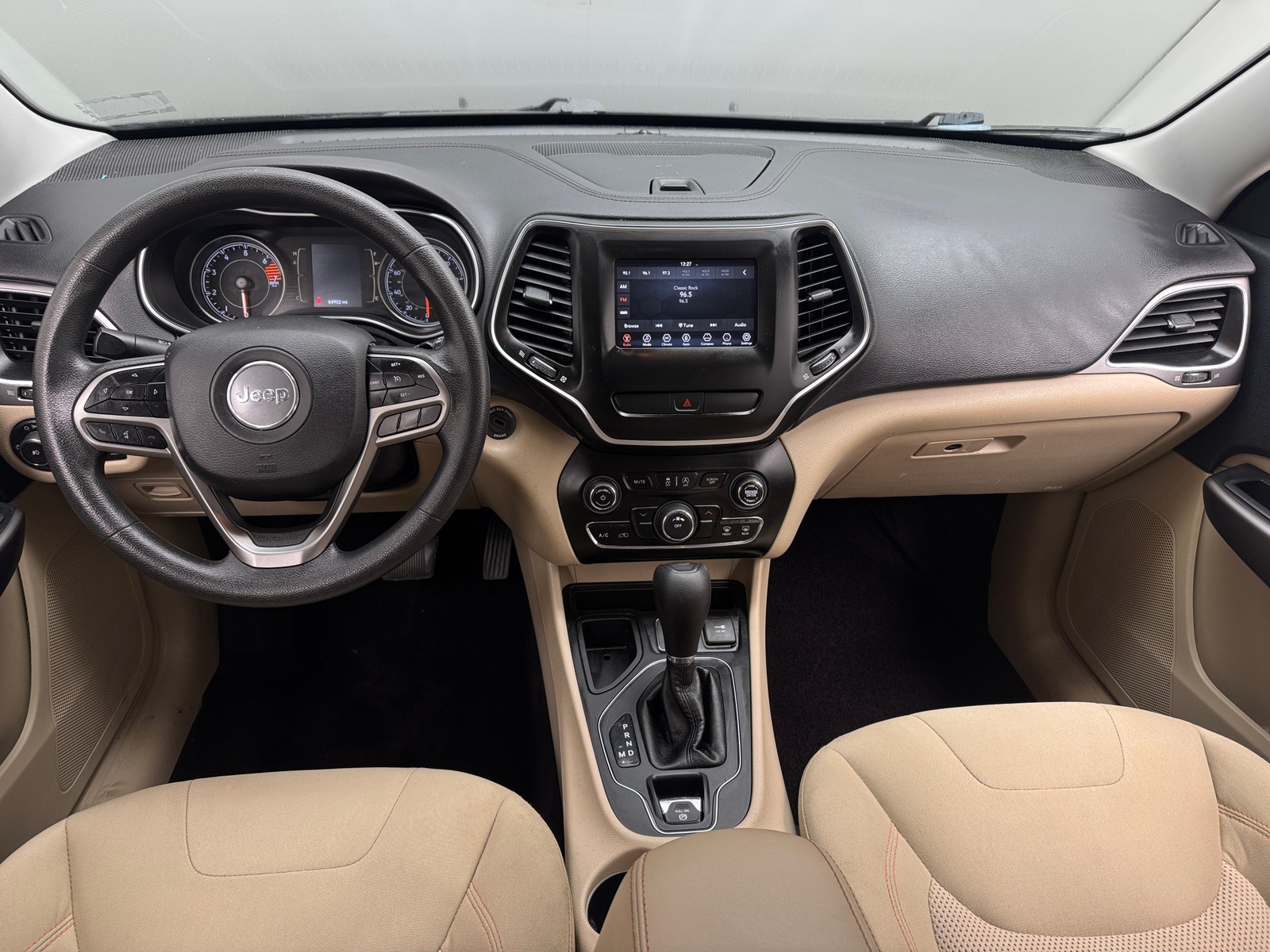 Thumbnail: 2019 Jeep Cherokee - 3