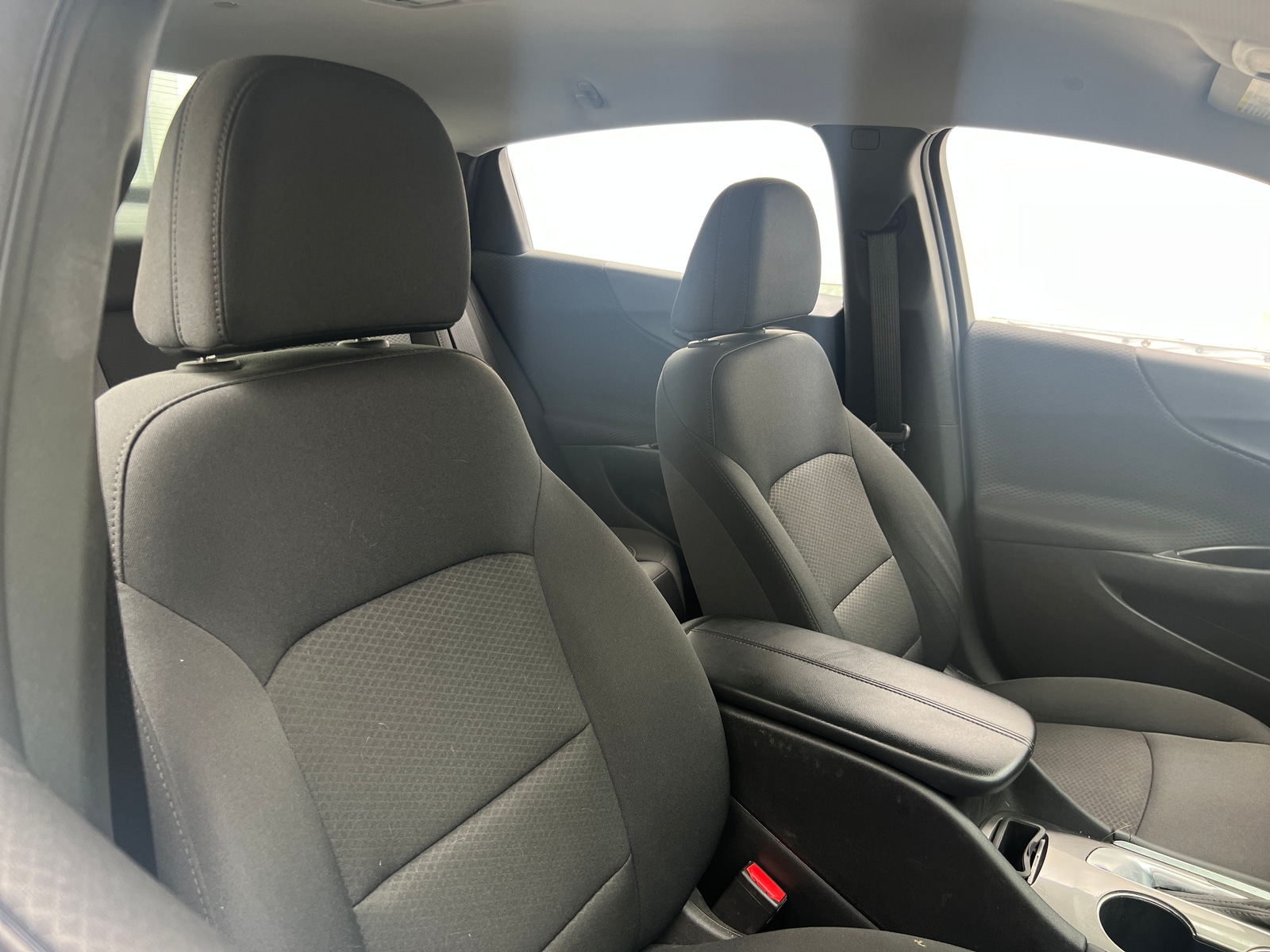 Thumbnail: 2016 Chevrolet Malibu - 2
