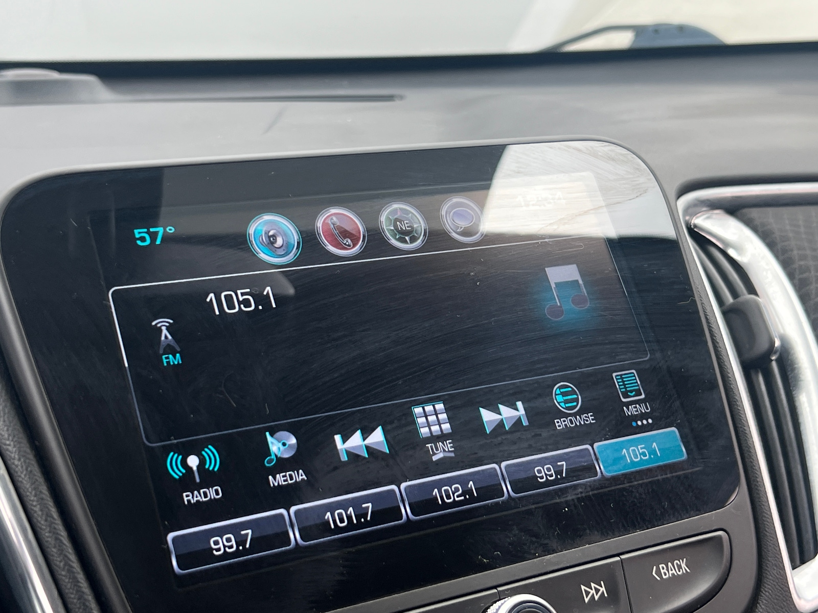 Thumbnail: 2016 Chevrolet Malibu - 4