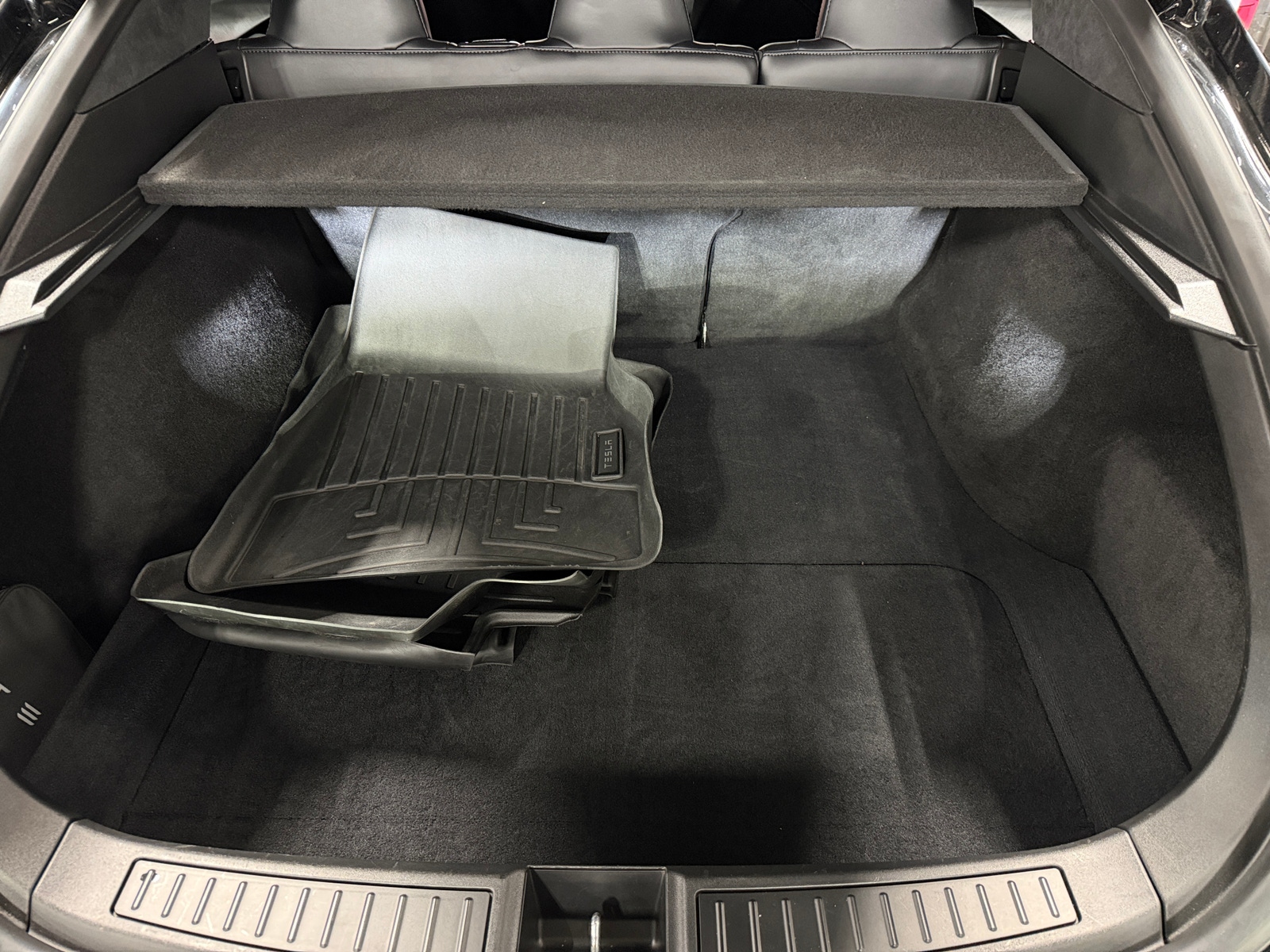 Thumbnail: 2020 Tesla Model S - 6