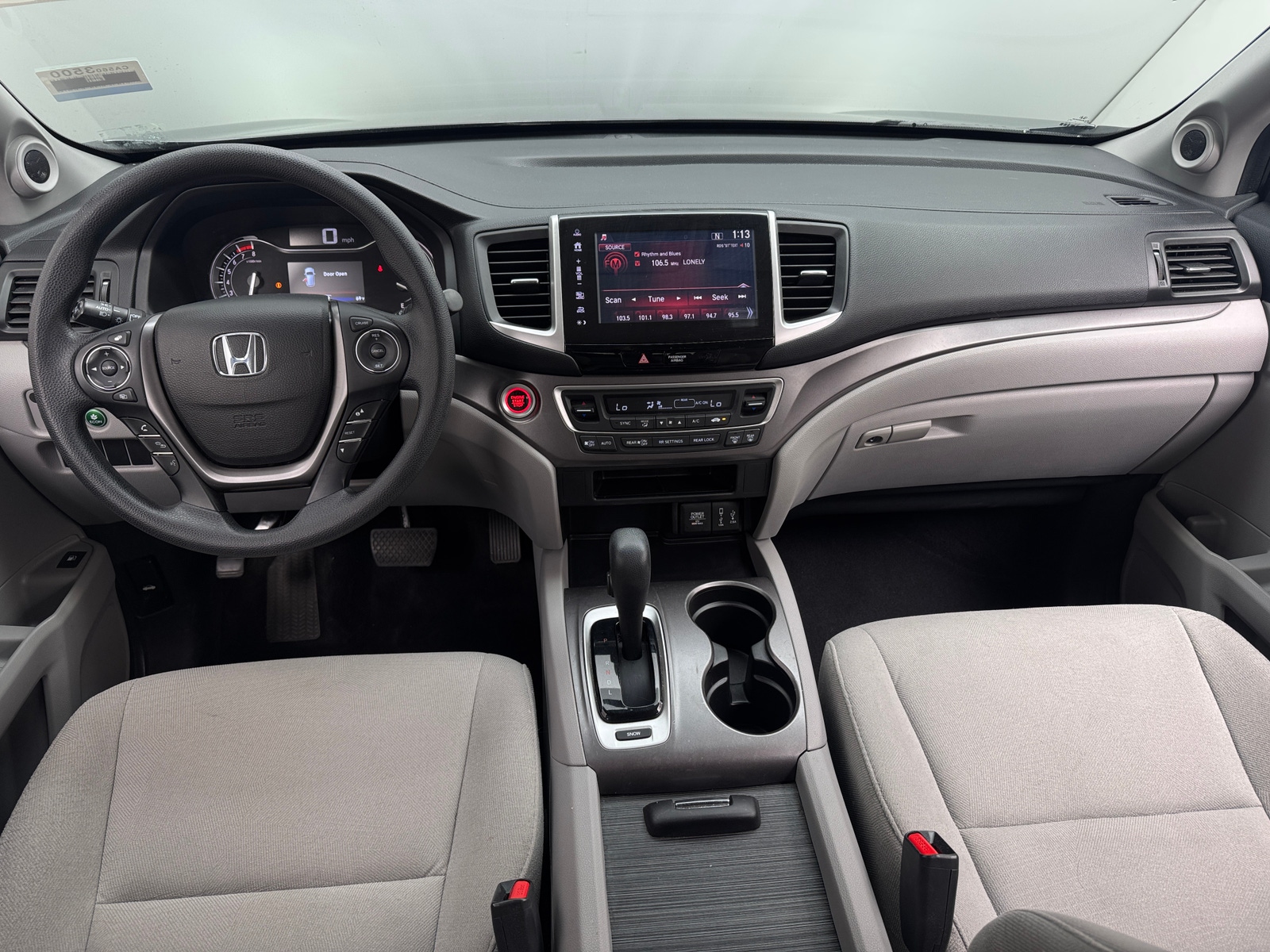Thumbnail: 2017 Honda Pilot - 3