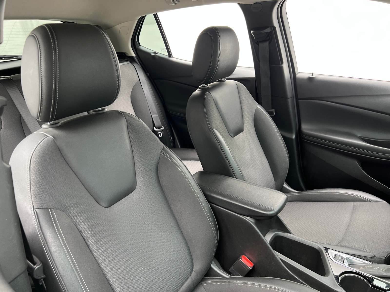 Thumbnail: 2025 Buick Encore GX - 2