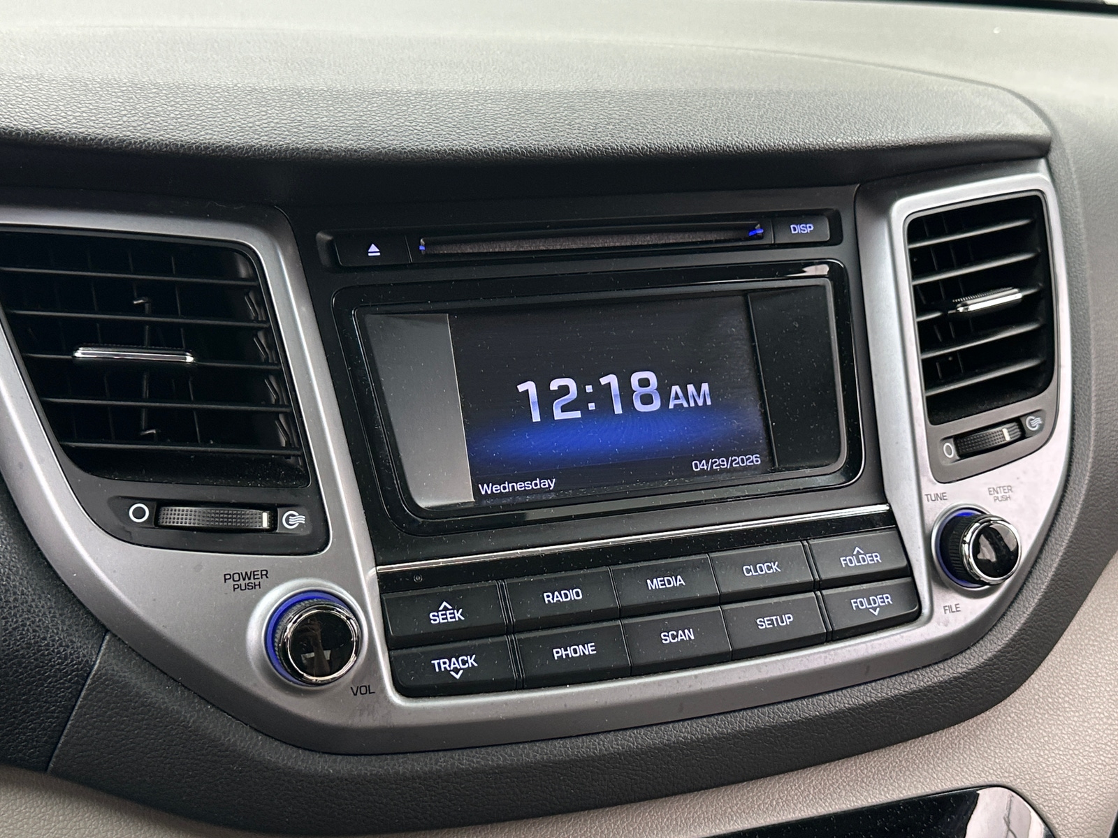 Thumbnail: 2018 Hyundai Tucson - 4