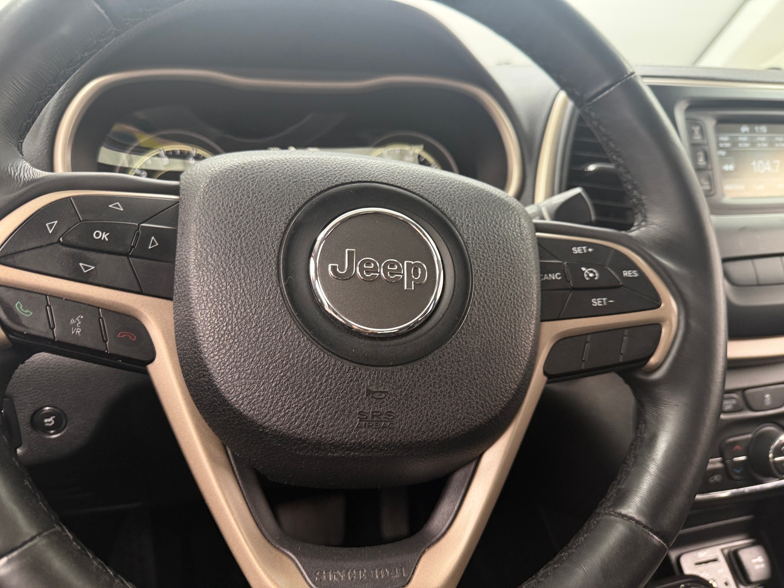 Thumbnail: 2015 Jeep Cherokee - 5