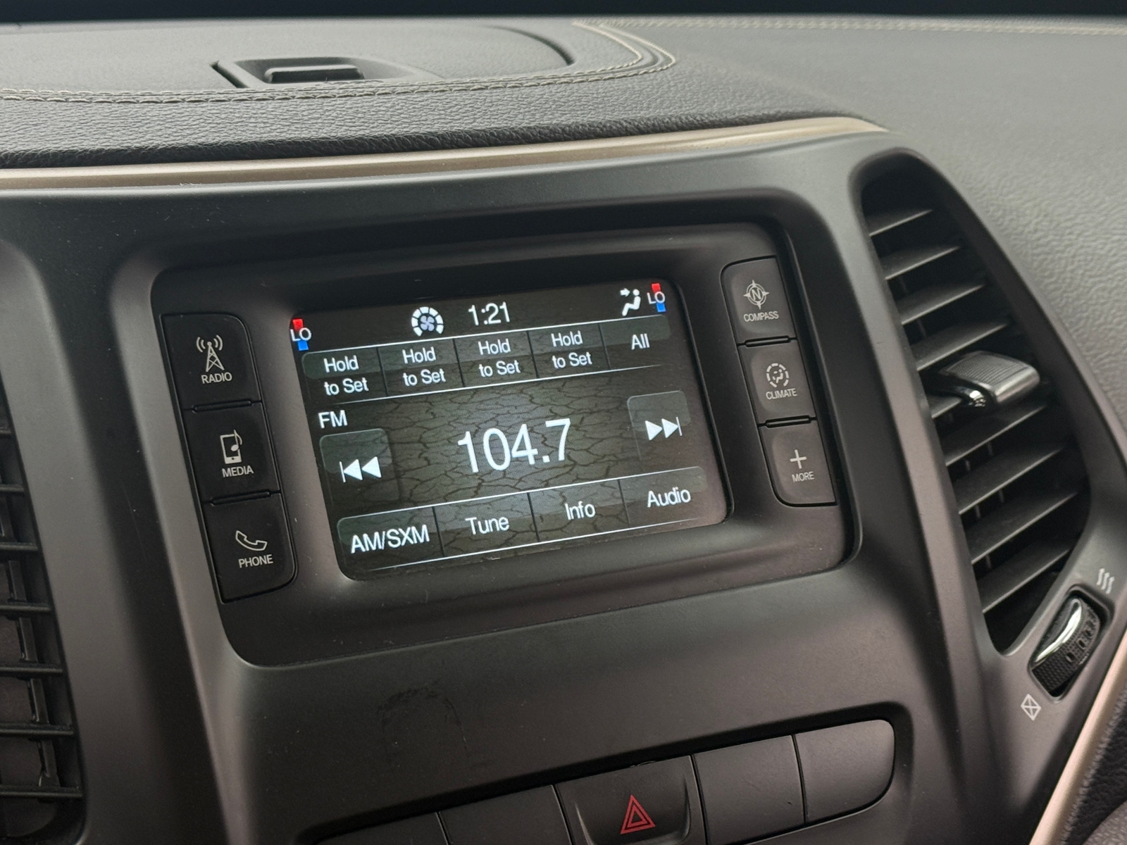 Thumbnail: 2015 Jeep Cherokee - 4