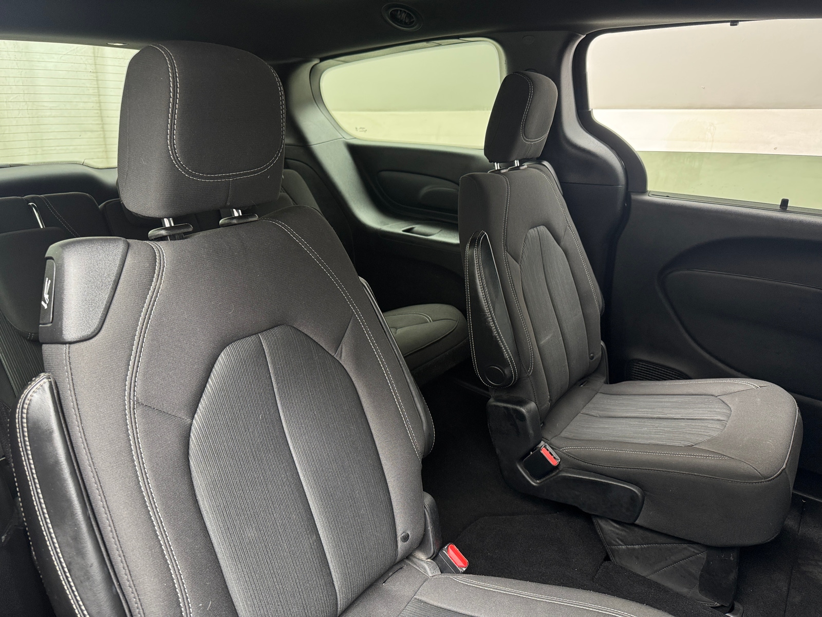 Thumbnail: 2020 Chrysler Pacifica - 6