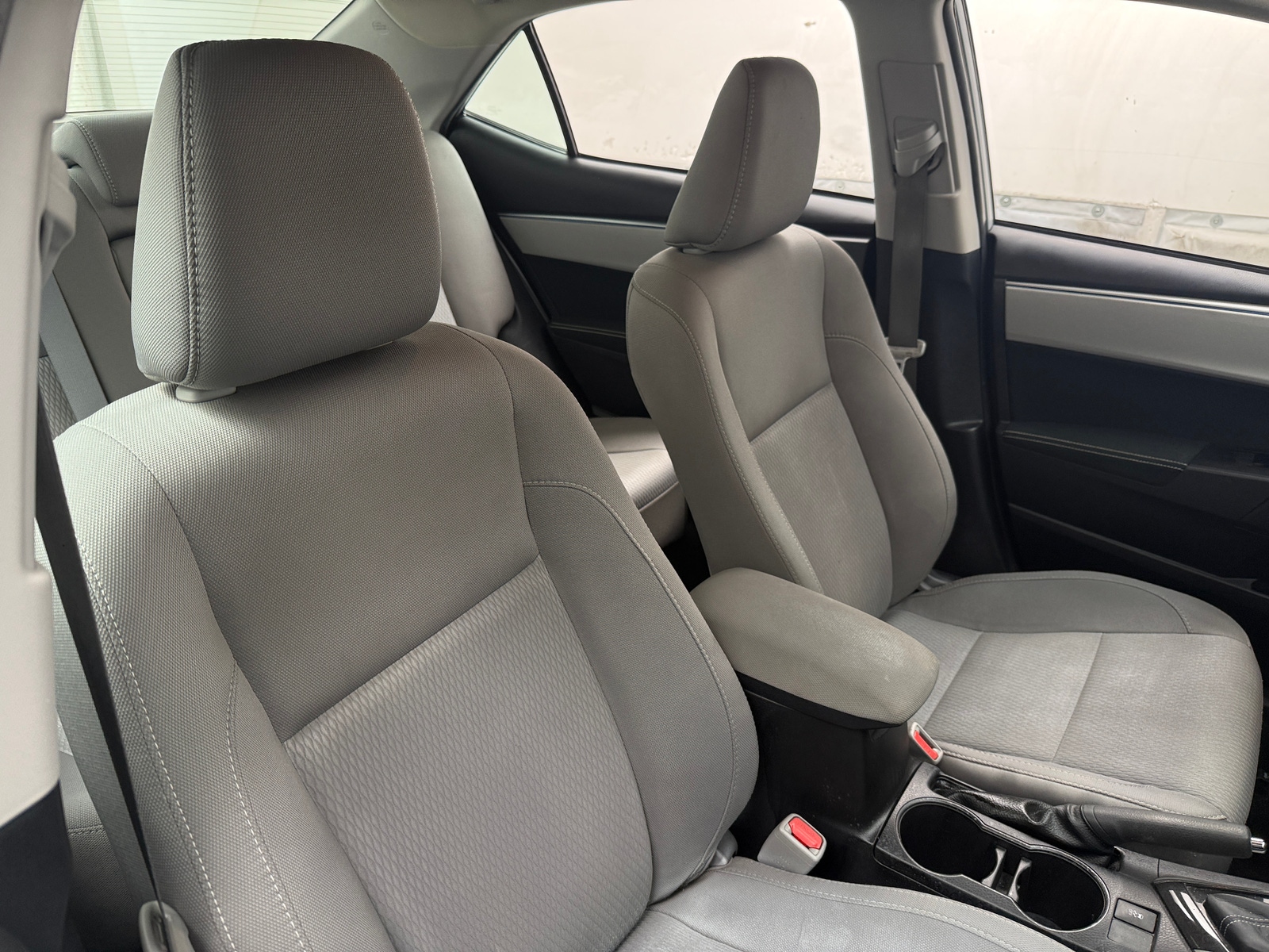 Thumbnail: 2016 Toyota Corolla - 2