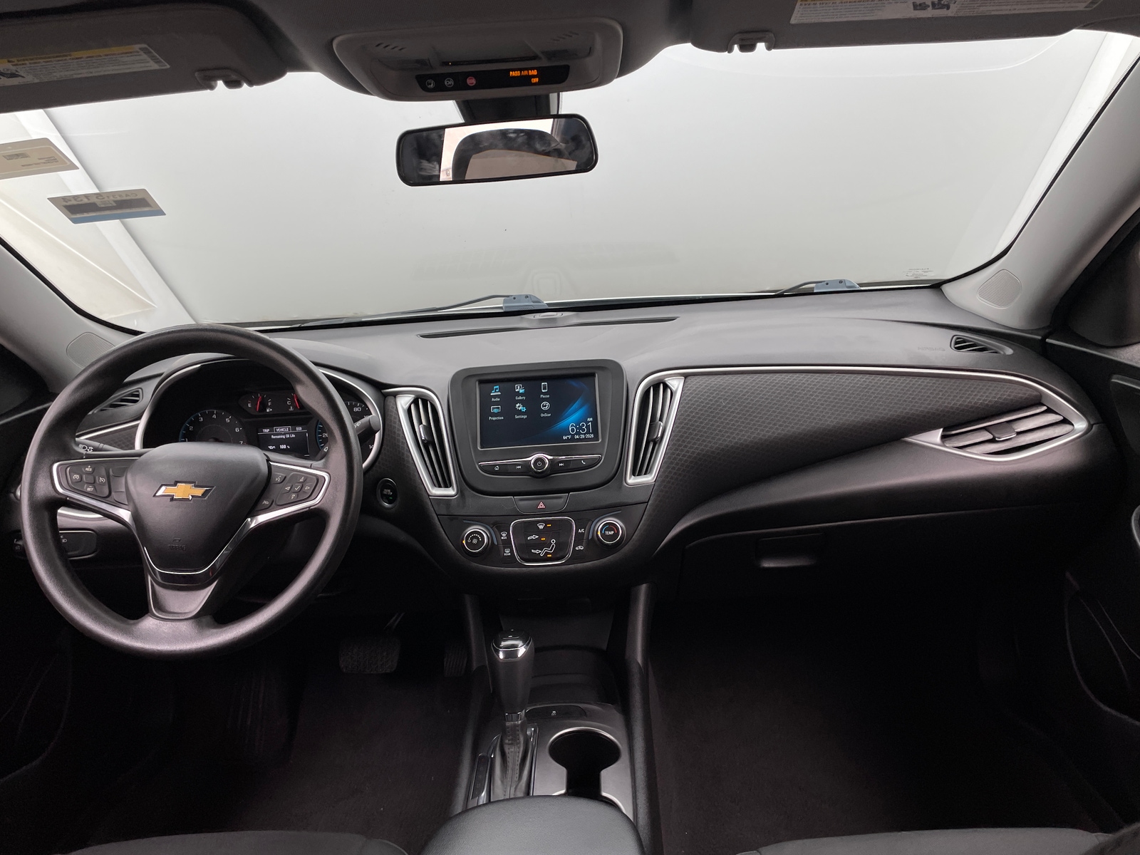 Thumbnail: 2017 Chevrolet Malibu - 3