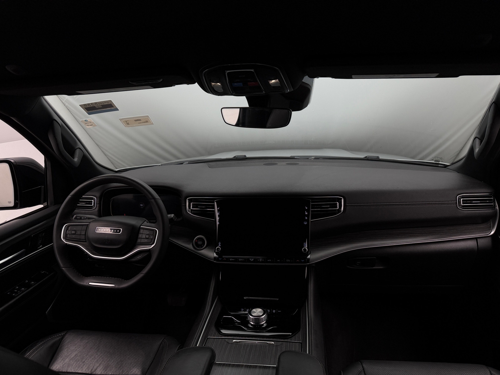 Thumbnail: 2023 Jeep Wagoneer - 2