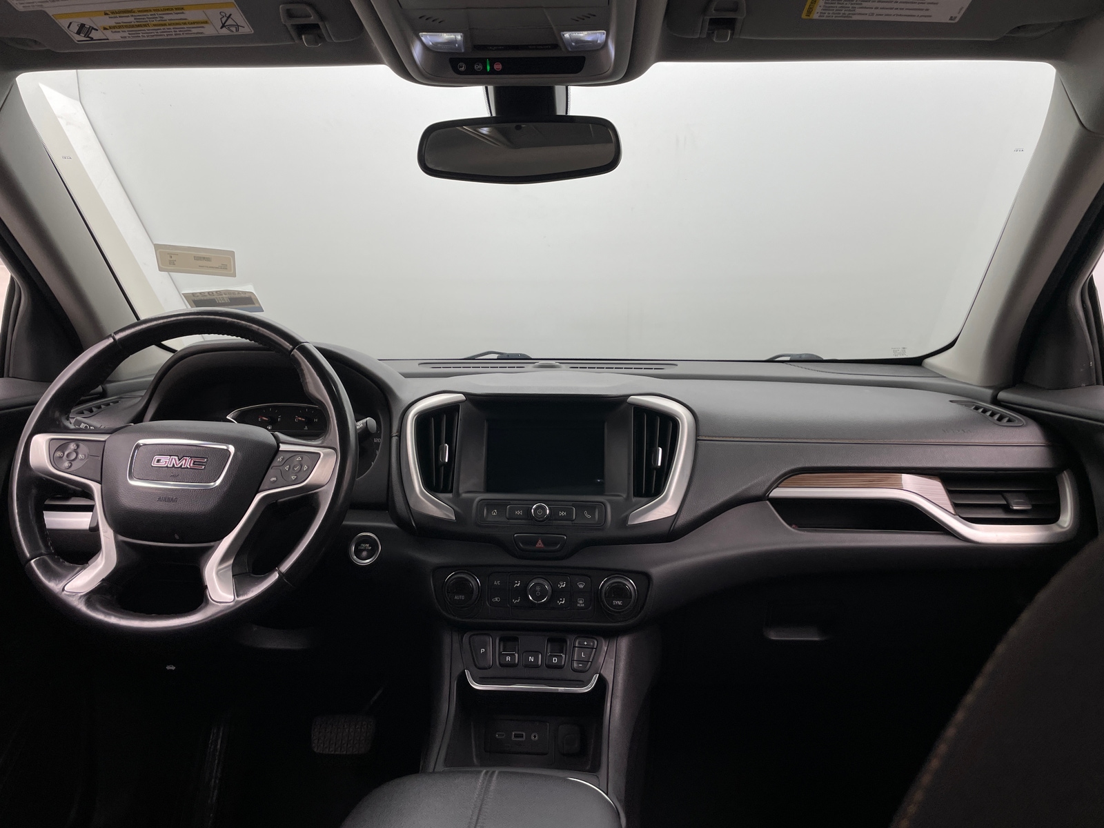 Thumbnail: 2019 GMC Terrain - 3