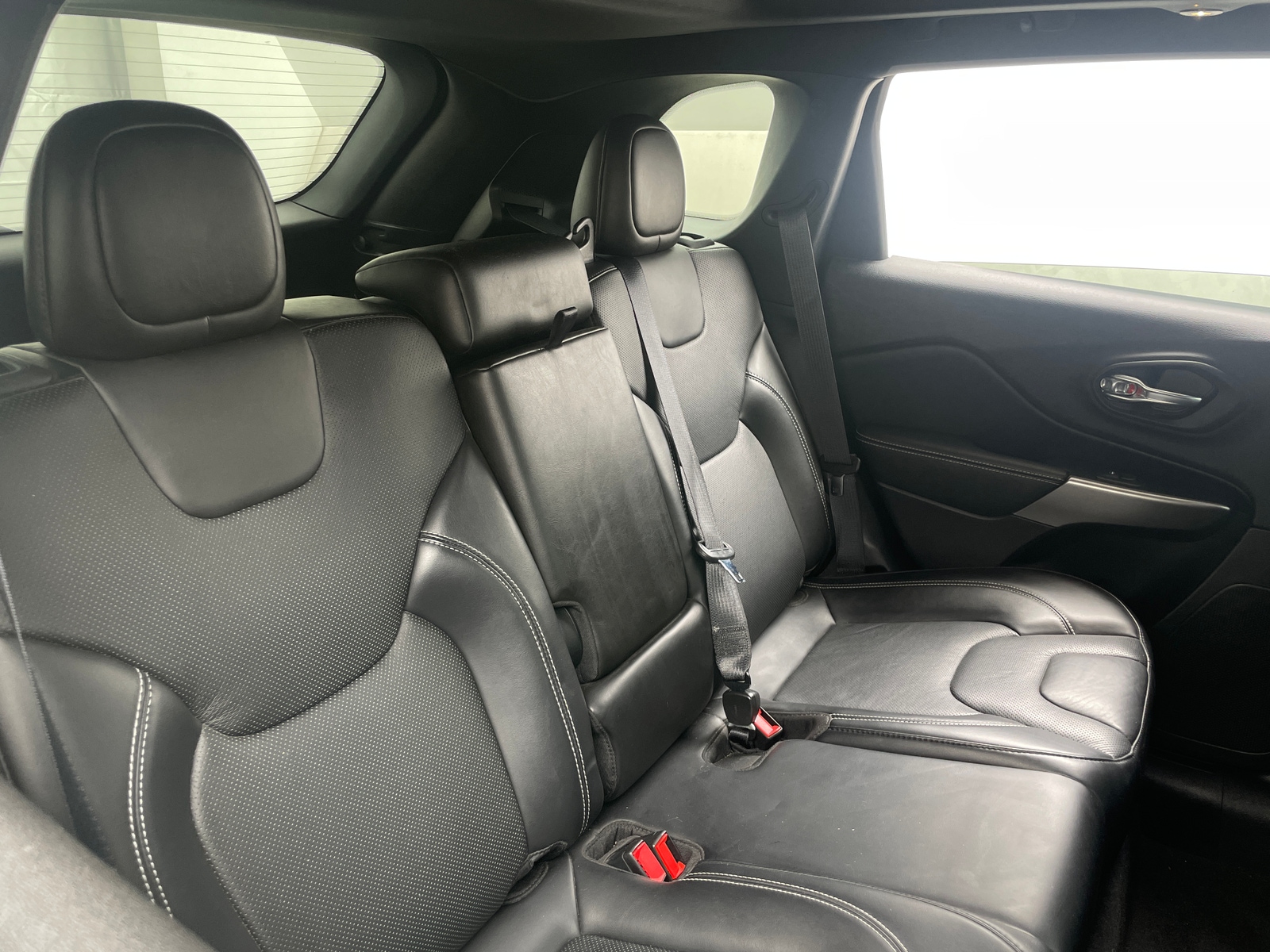Thumbnail: 2021 Jeep Cherokee - 5