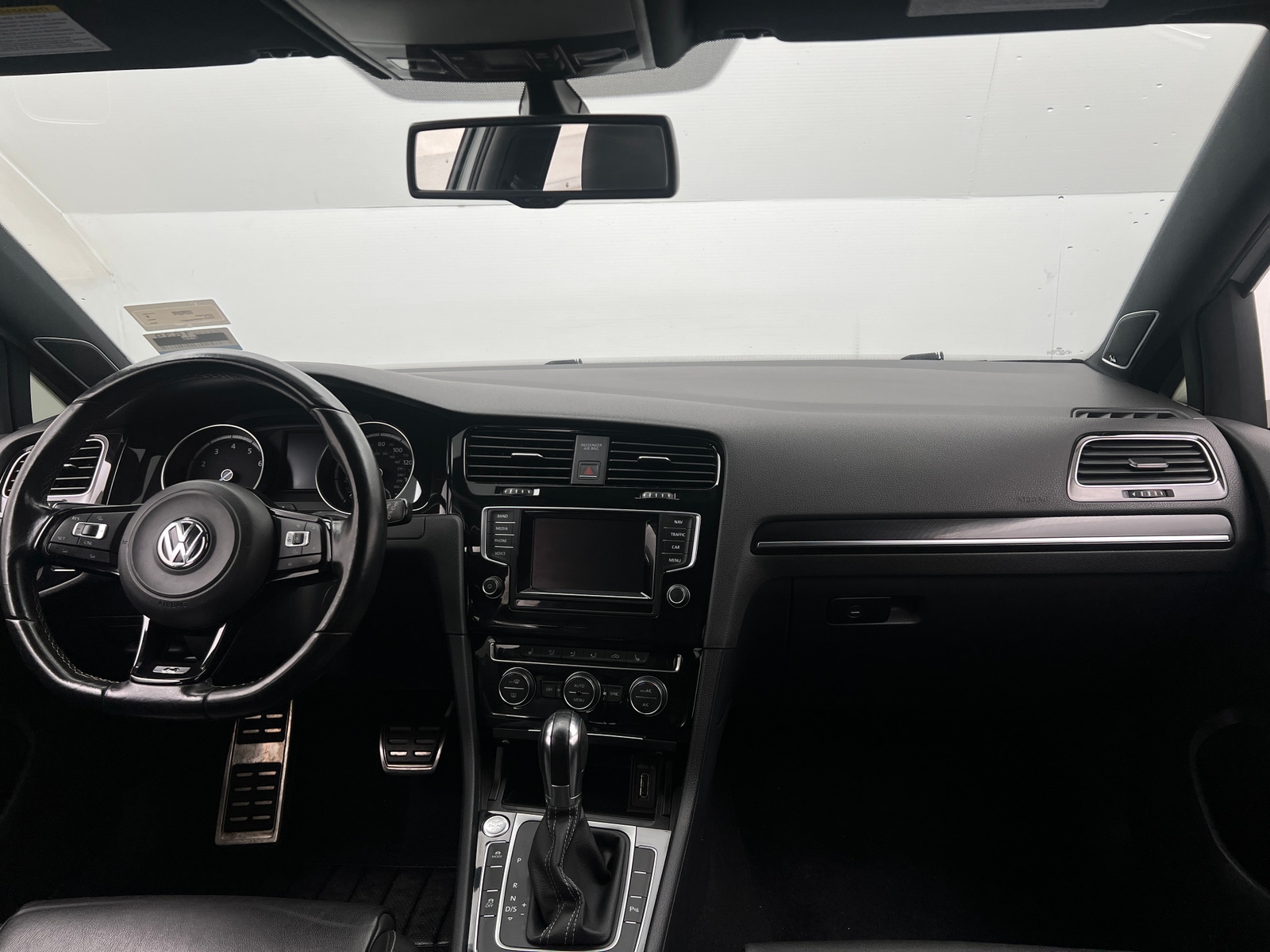 Thumbnail: 2015 Volkswagen Golf - 2