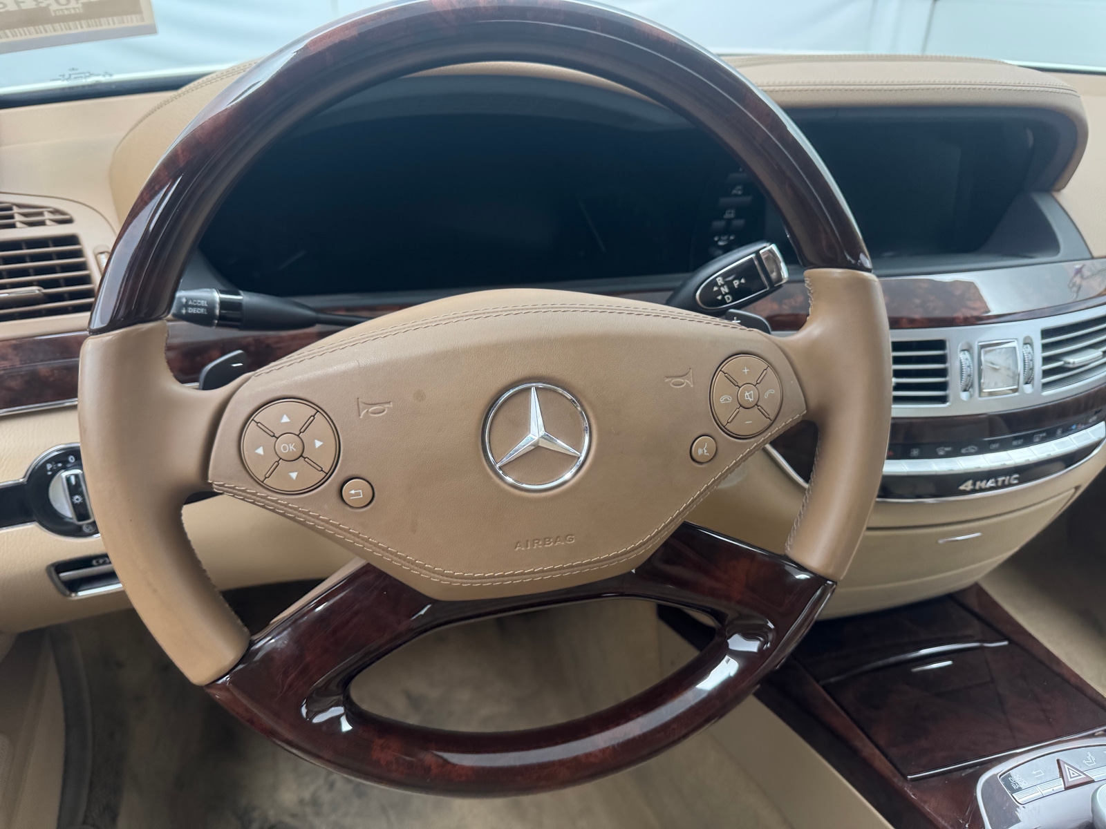 Thumbnail: 2013 Mercedes-Benz S-Class - 4