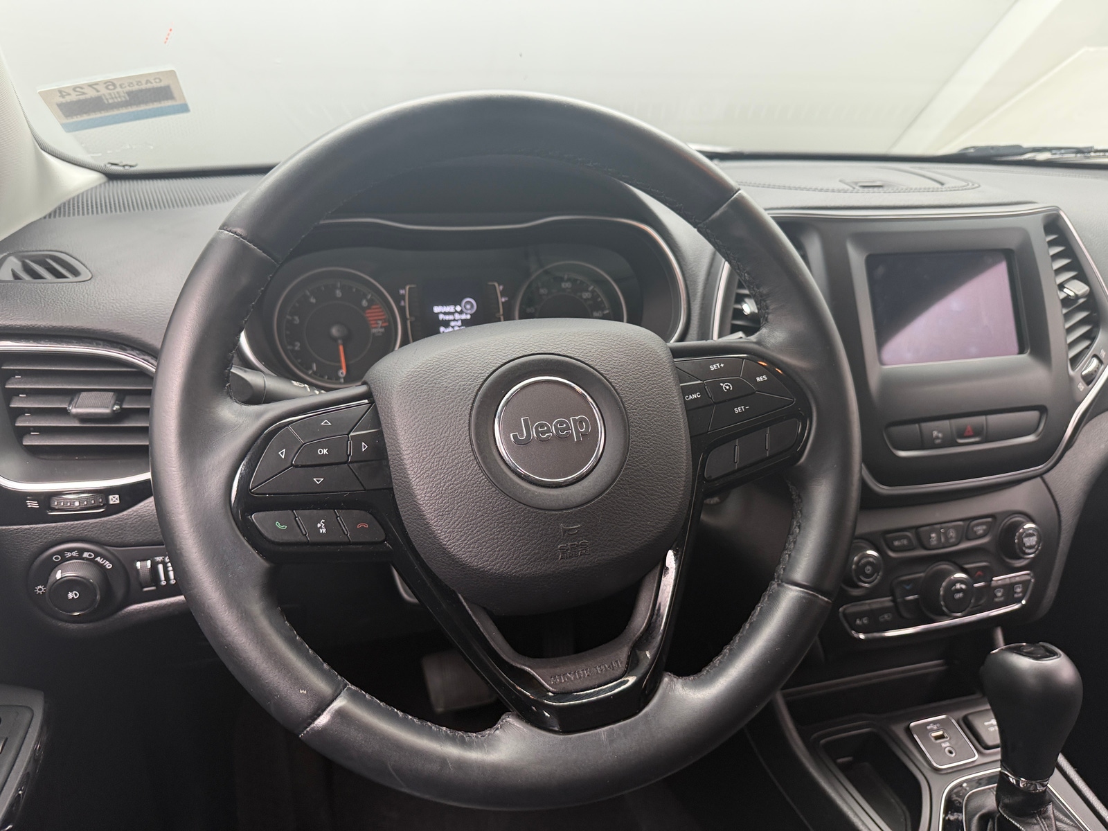 Thumbnail: 2019 Jeep Cherokee - 5