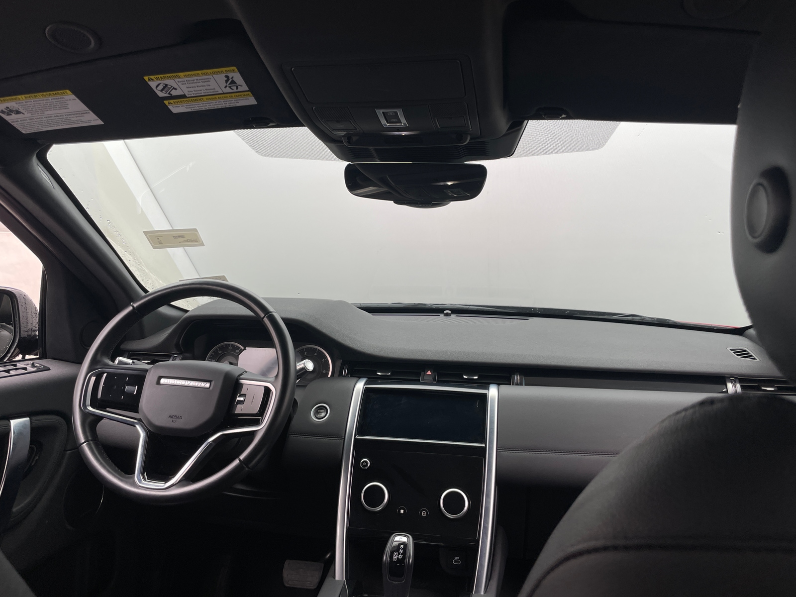 Thumbnail: 2022 Land Rover Discovery Sport - 2