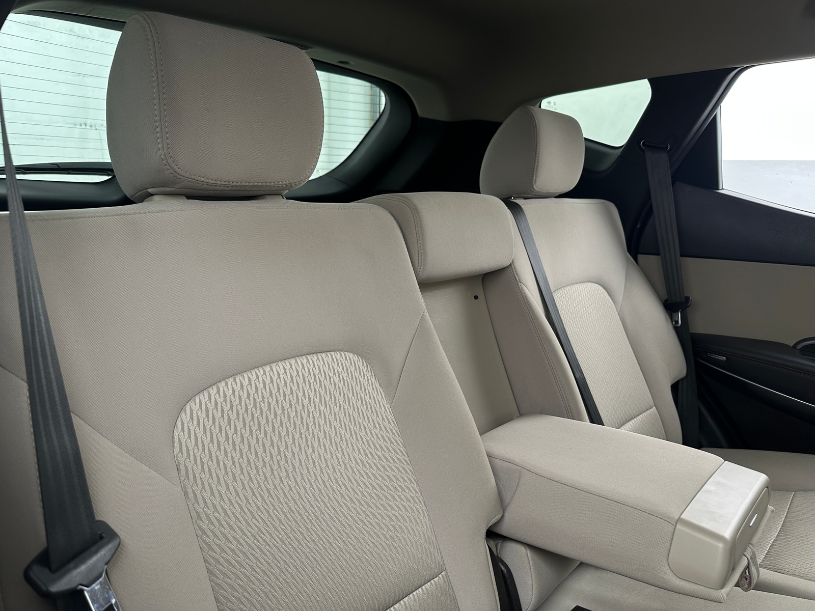 Thumbnail: 2017 Hyundai Santa Fe - 6