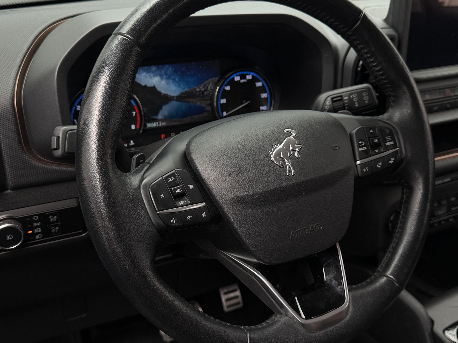 Thumbnail: 2023 Ford Bronco Sport - 4