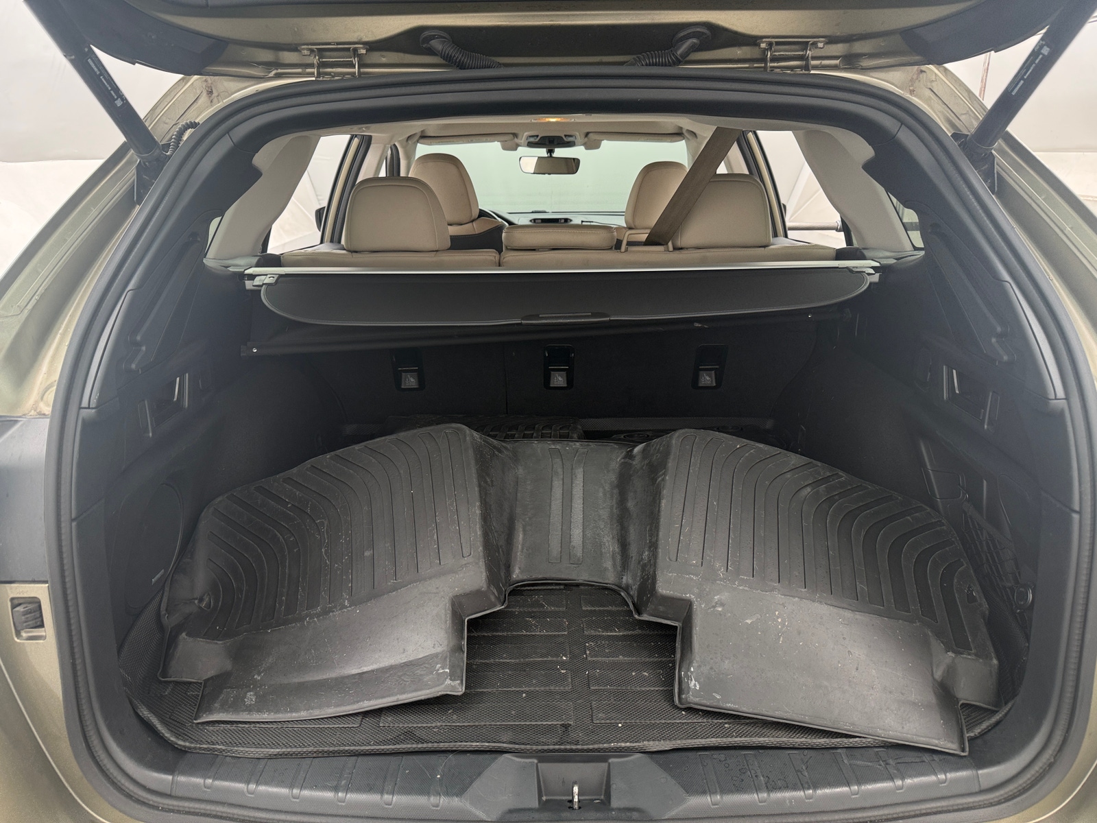 Thumbnail: 2022 Subaru Outback - 6