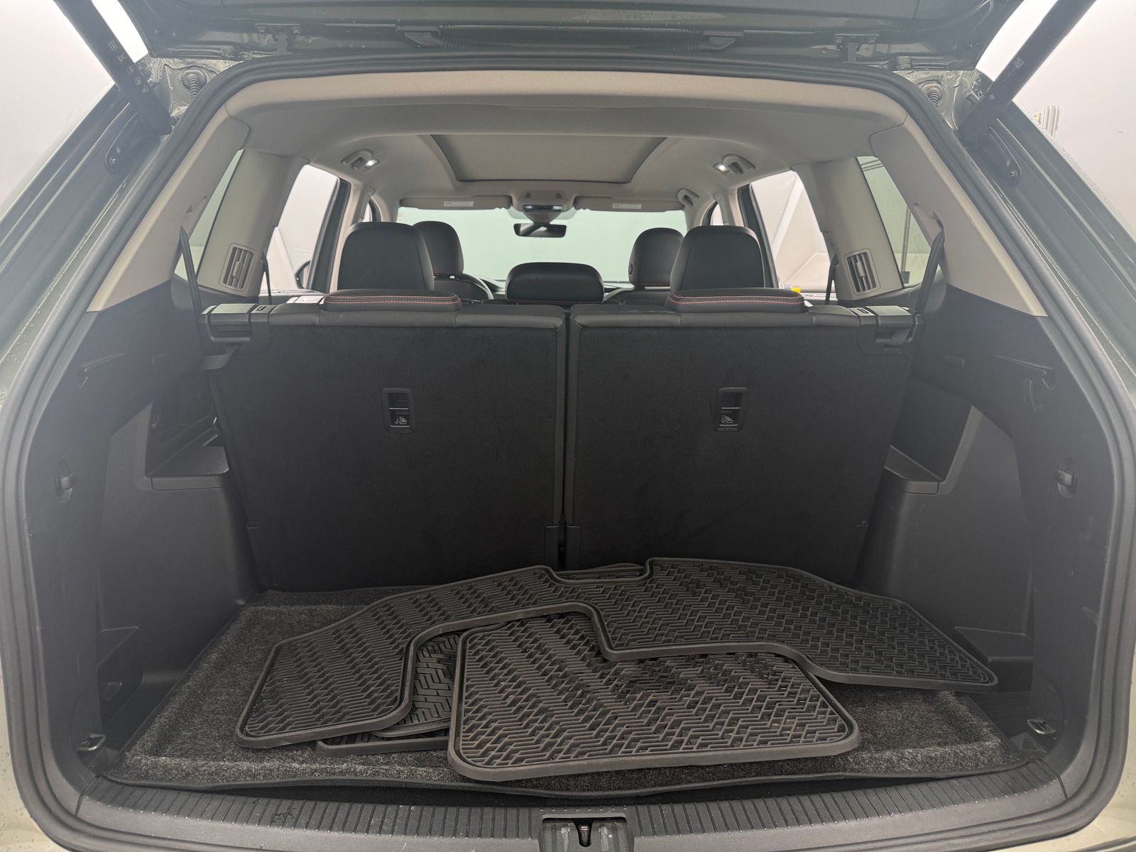 Thumbnail: 2024 Volkswagen Atlas - 6