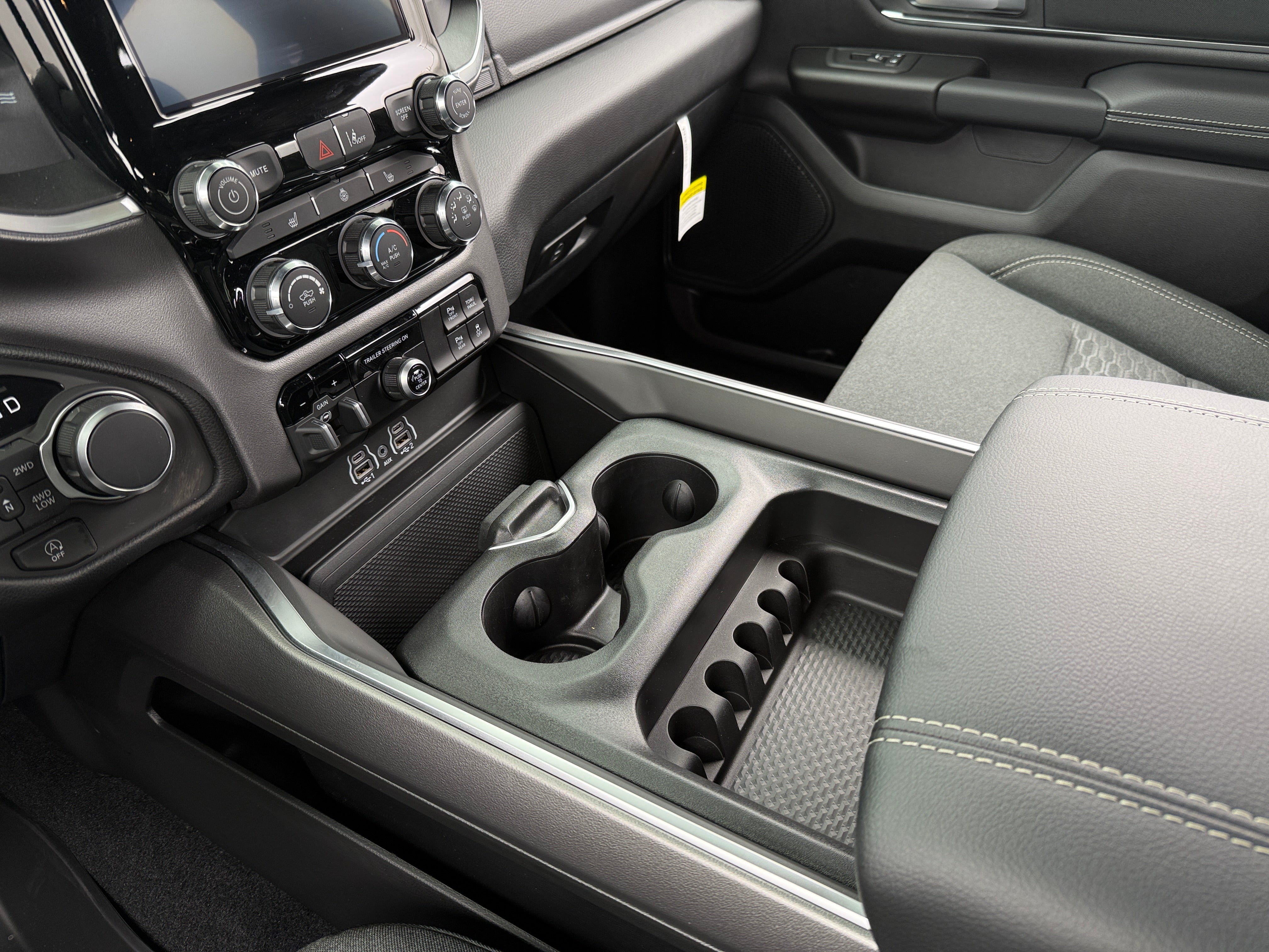 2026 RAM 1500 Big Horn/Lone Star - Photo 5
