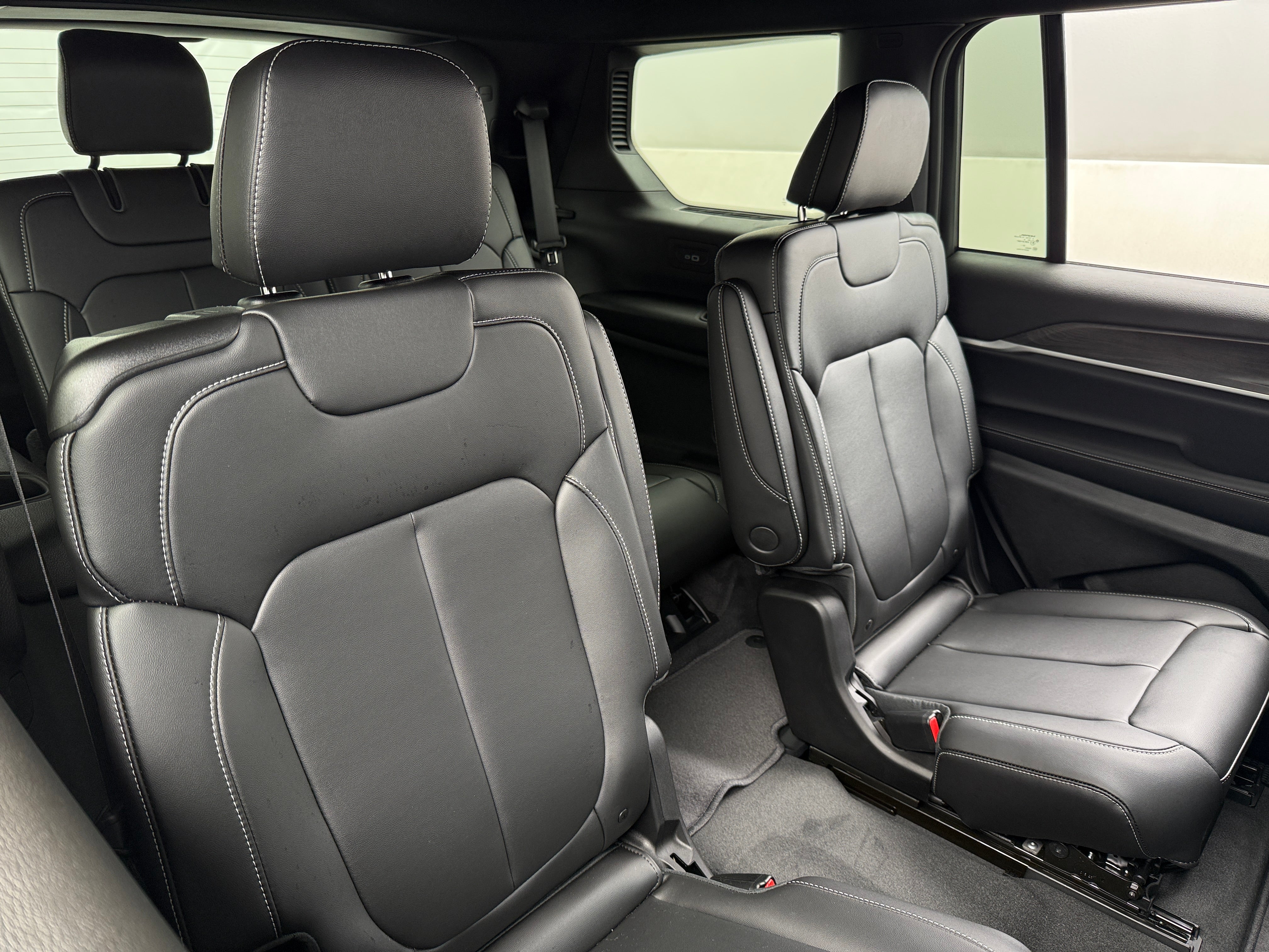 2026 Jeep Grand Cherokee L Limited - Photo 3