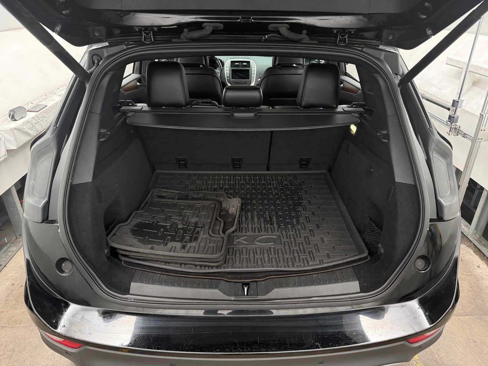 Thumbnail: 2017 Lincoln MKC - 6