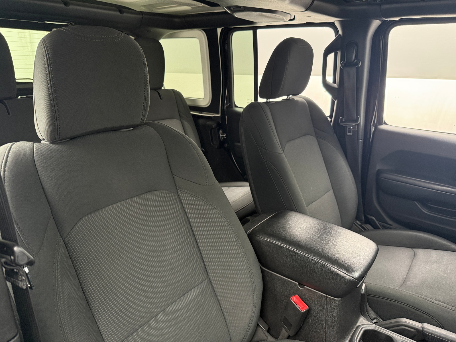 Thumbnail: 2019 Jeep Wrangler - 2