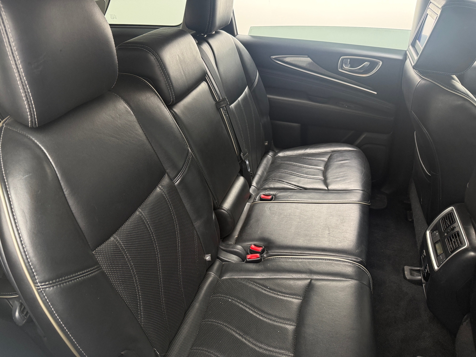 Thumbnail: 2016 INFINITI QX60 - 5
