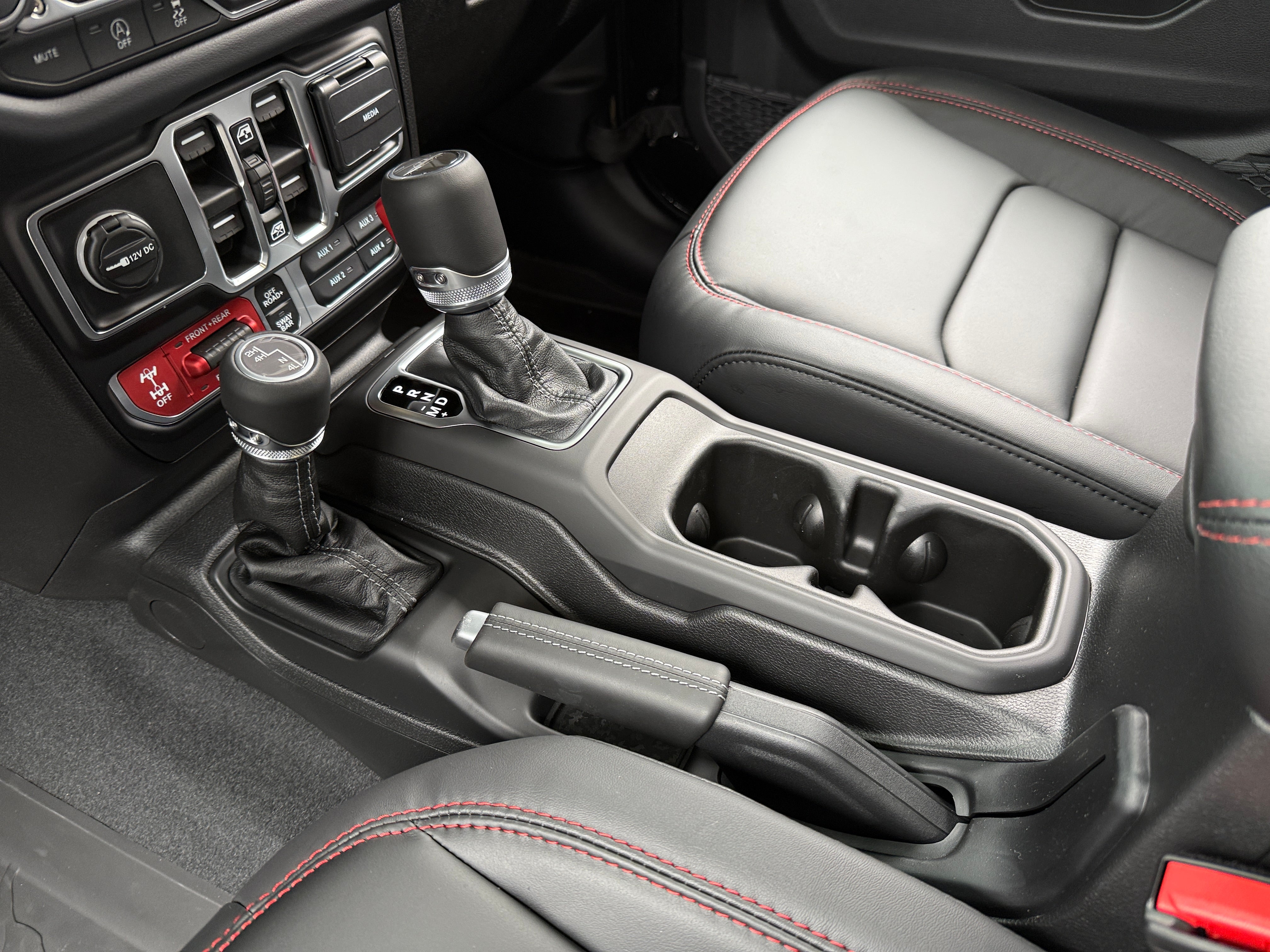 2026 Jeep Gladiator Rubicon Auto's photo