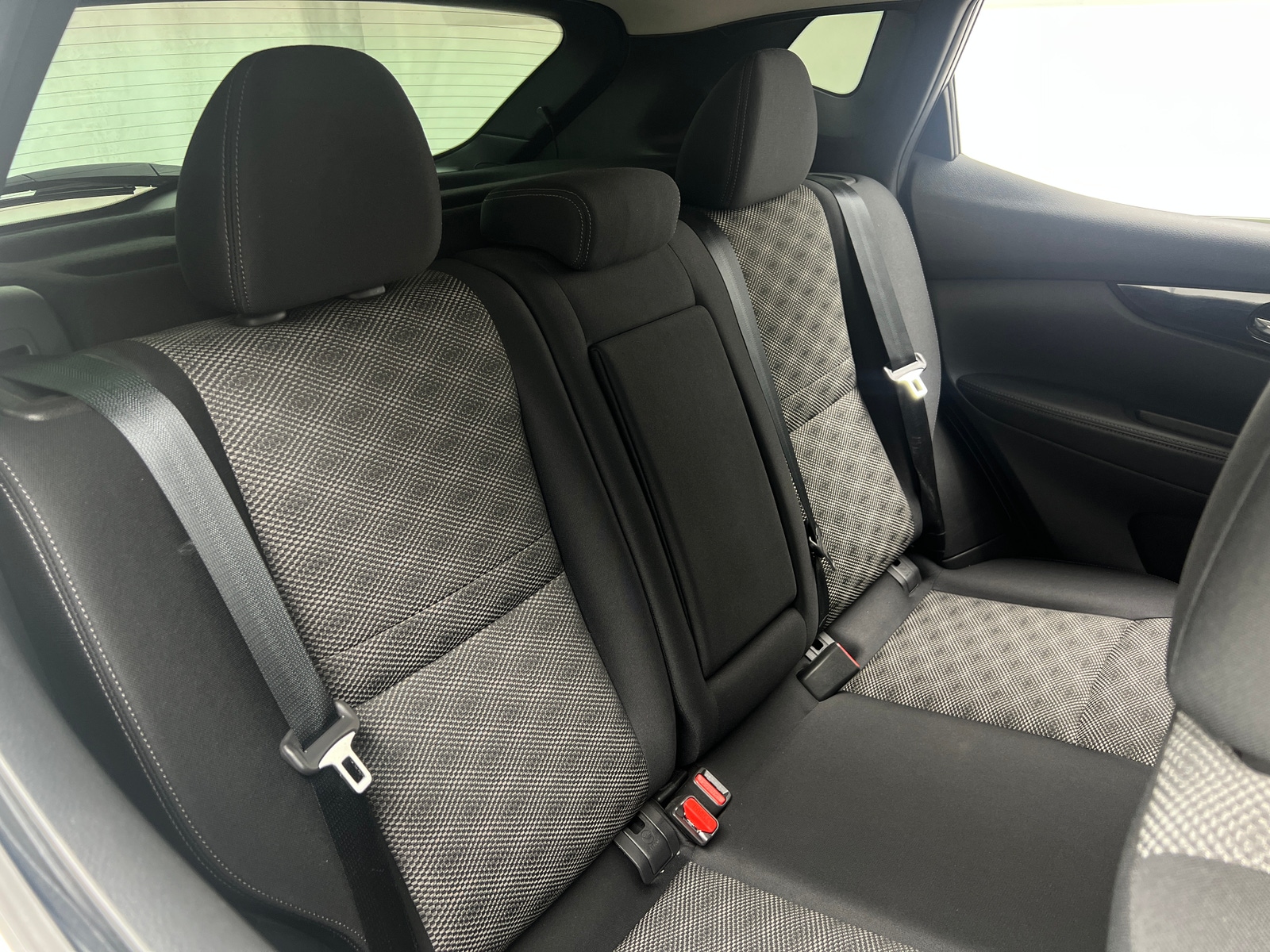 Thumbnail: 2019 Nissan Rogue Sport - 6