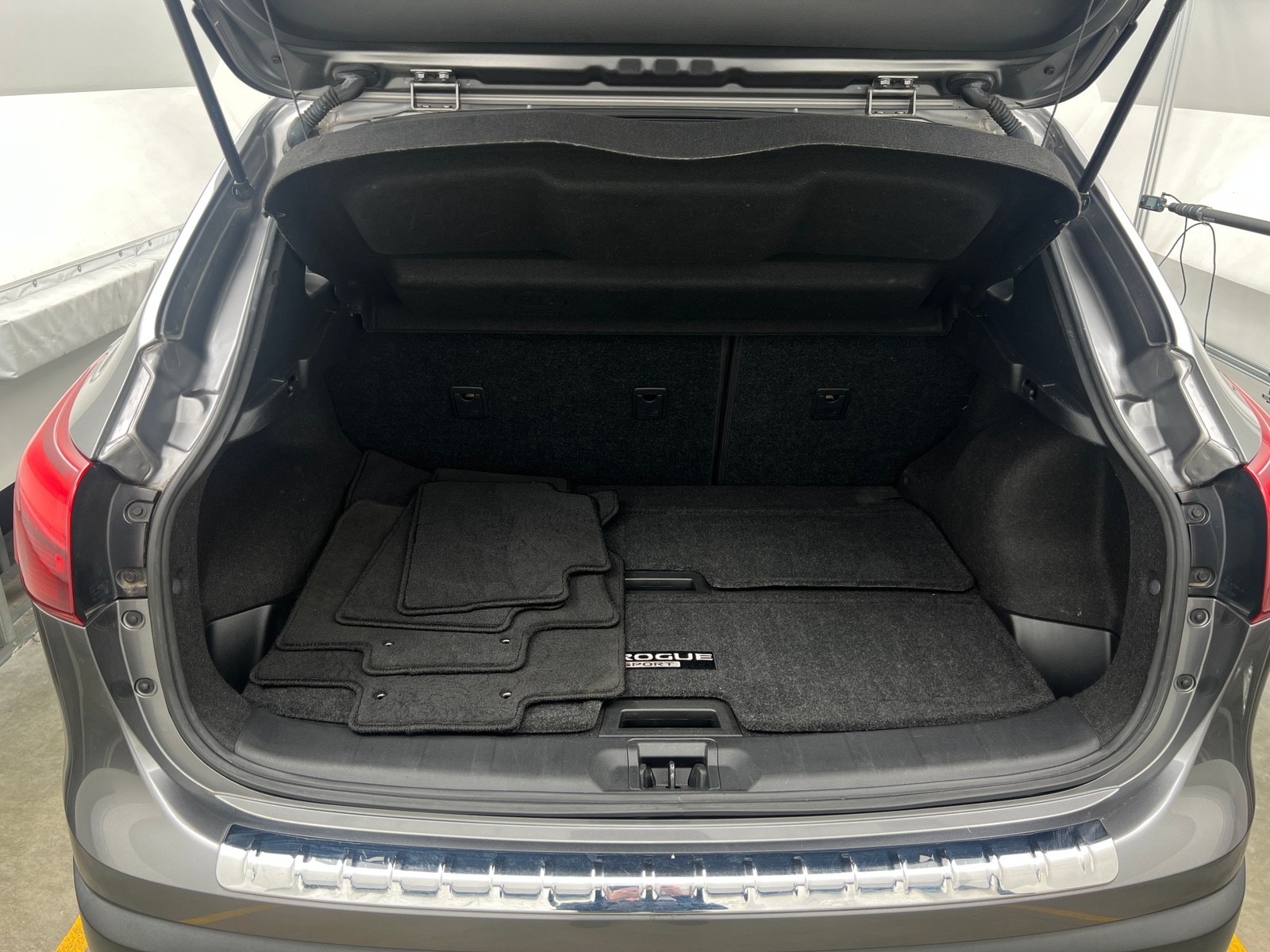 Thumbnail: 2019 Nissan Rogue Sport - 7