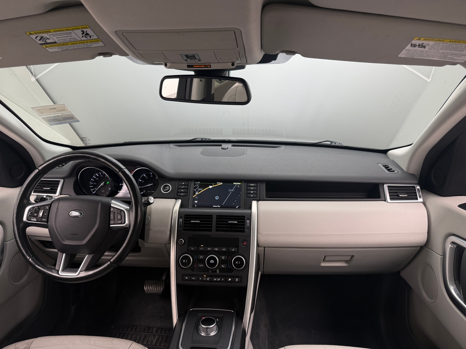 Thumbnail: 2016 Land Rover Discovery Sport - 2