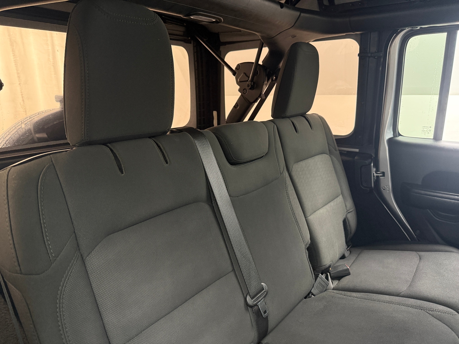 Thumbnail: 2020 Jeep Wrangler - 6