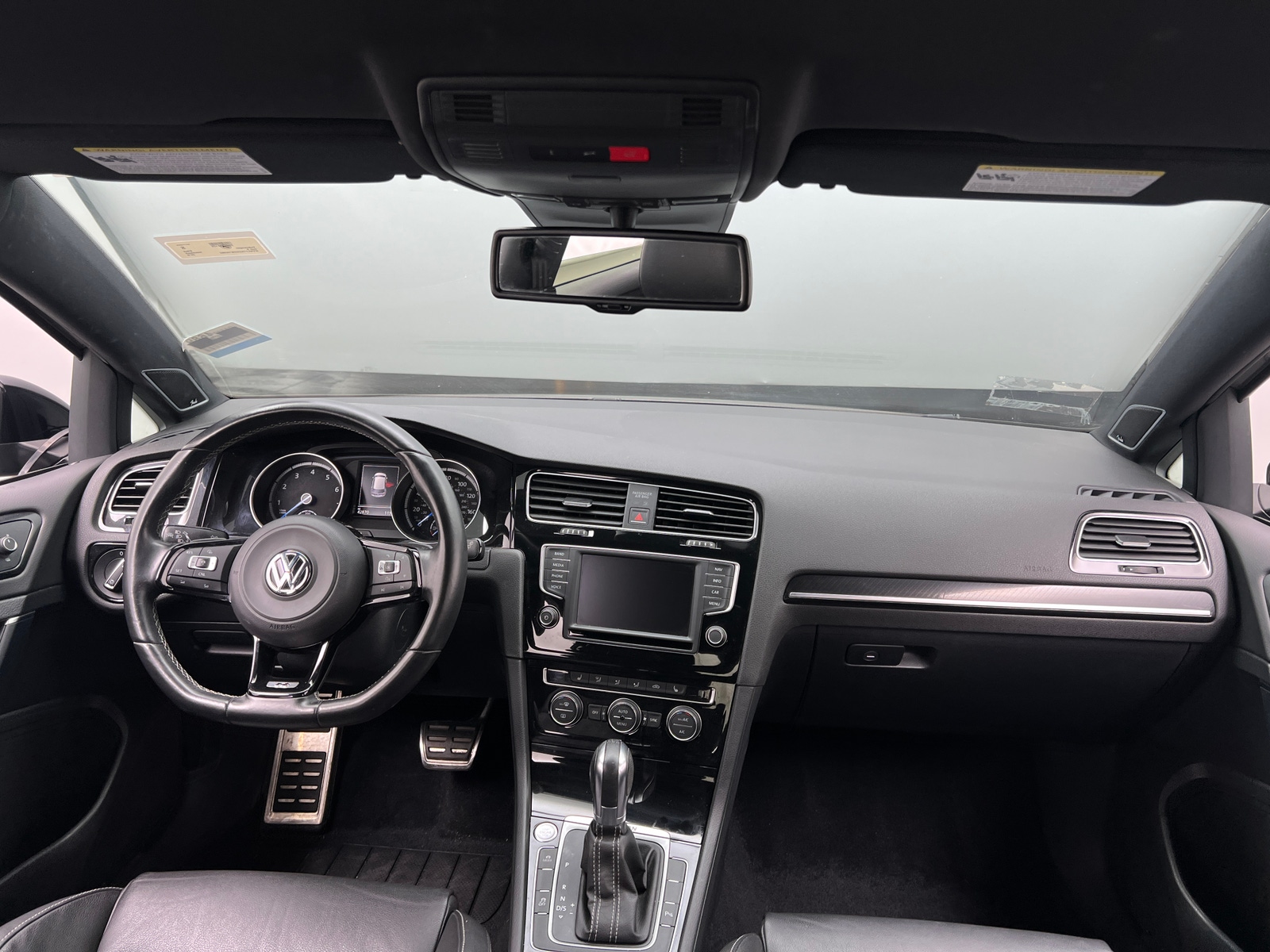 Thumbnail: 2016 Volkswagen Golf - 2