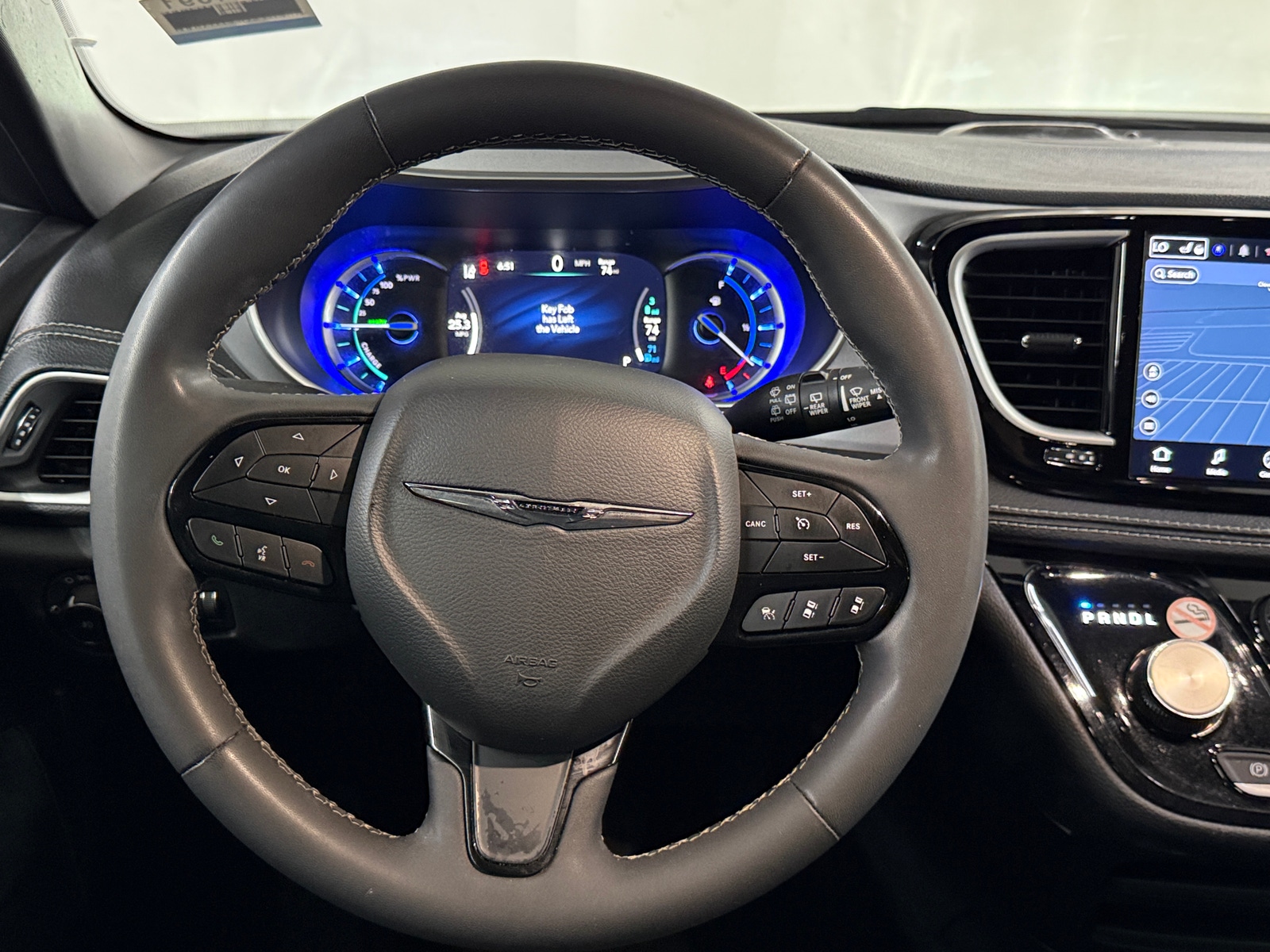 Thumbnail: 2024 Chrysler Pacifica - 4