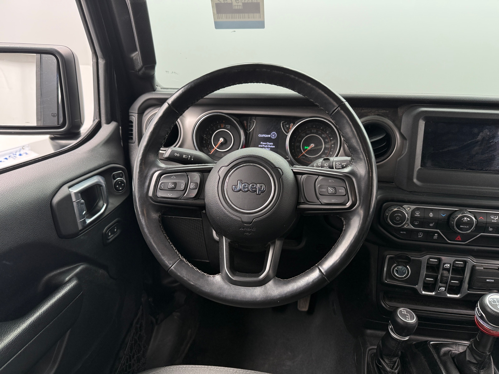 Thumbnail: 2022 Jeep Wrangler - 5