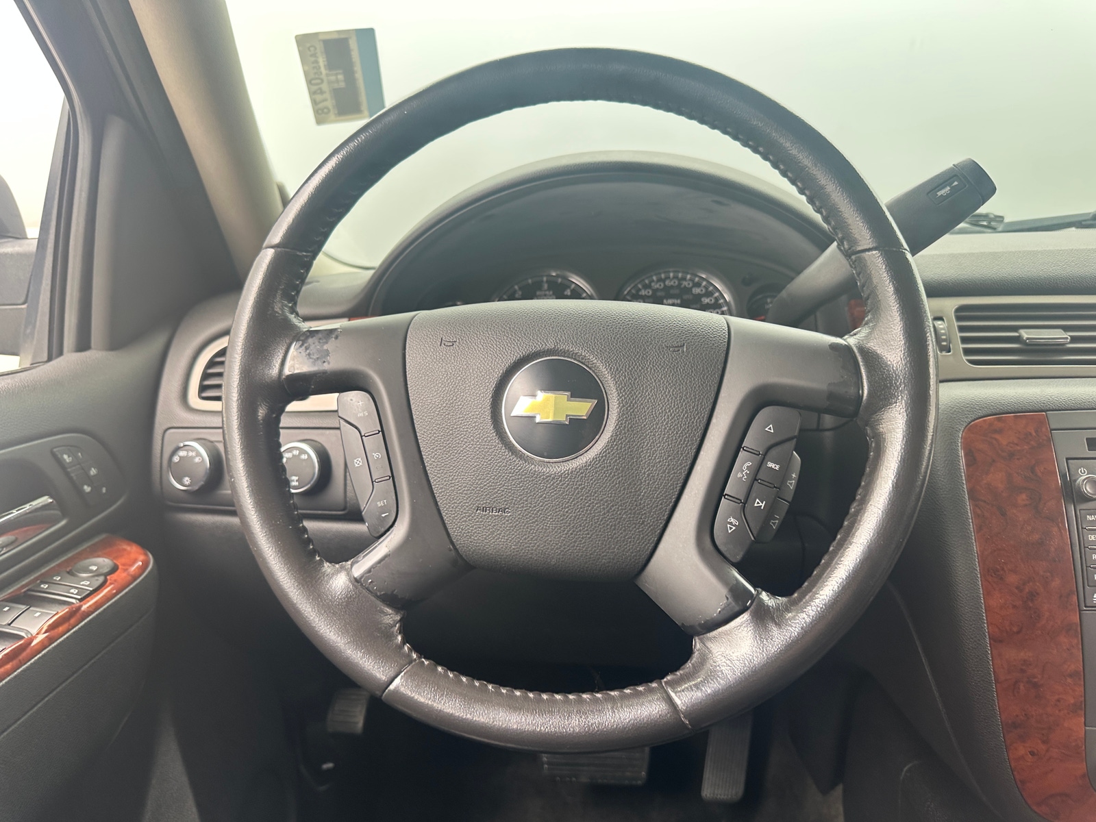 Thumbnail: 2010 Chevrolet Tahoe - 4