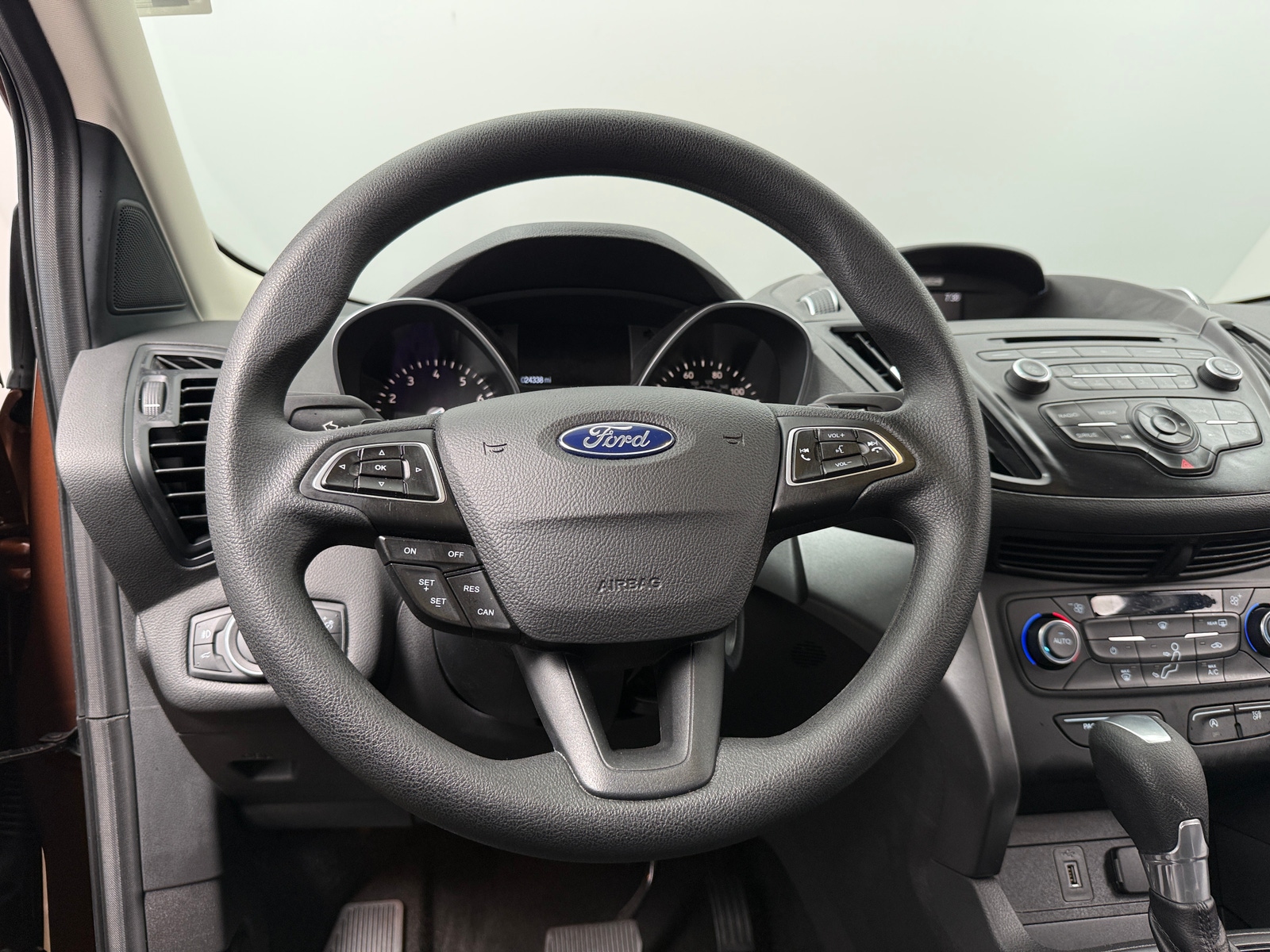 Thumbnail: 2017 Ford Escape - 5