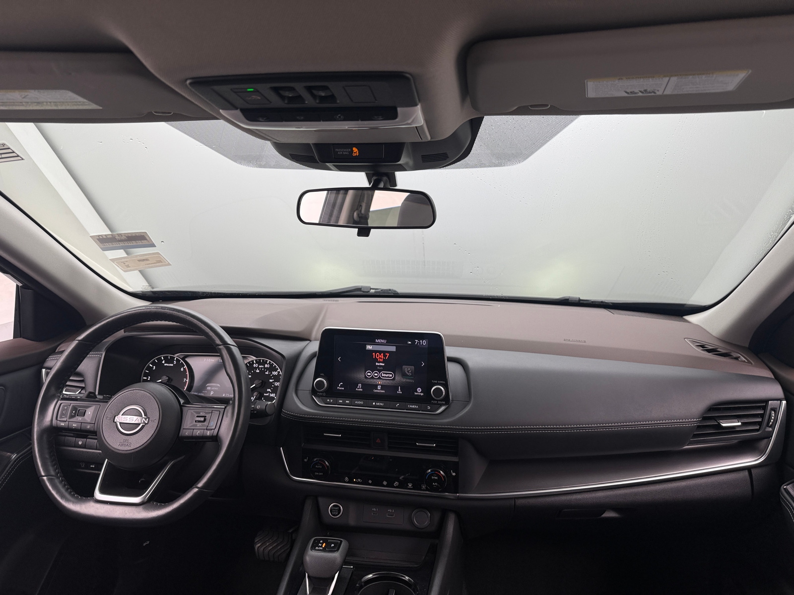 Thumbnail: 2023 Nissan Rogue - 3