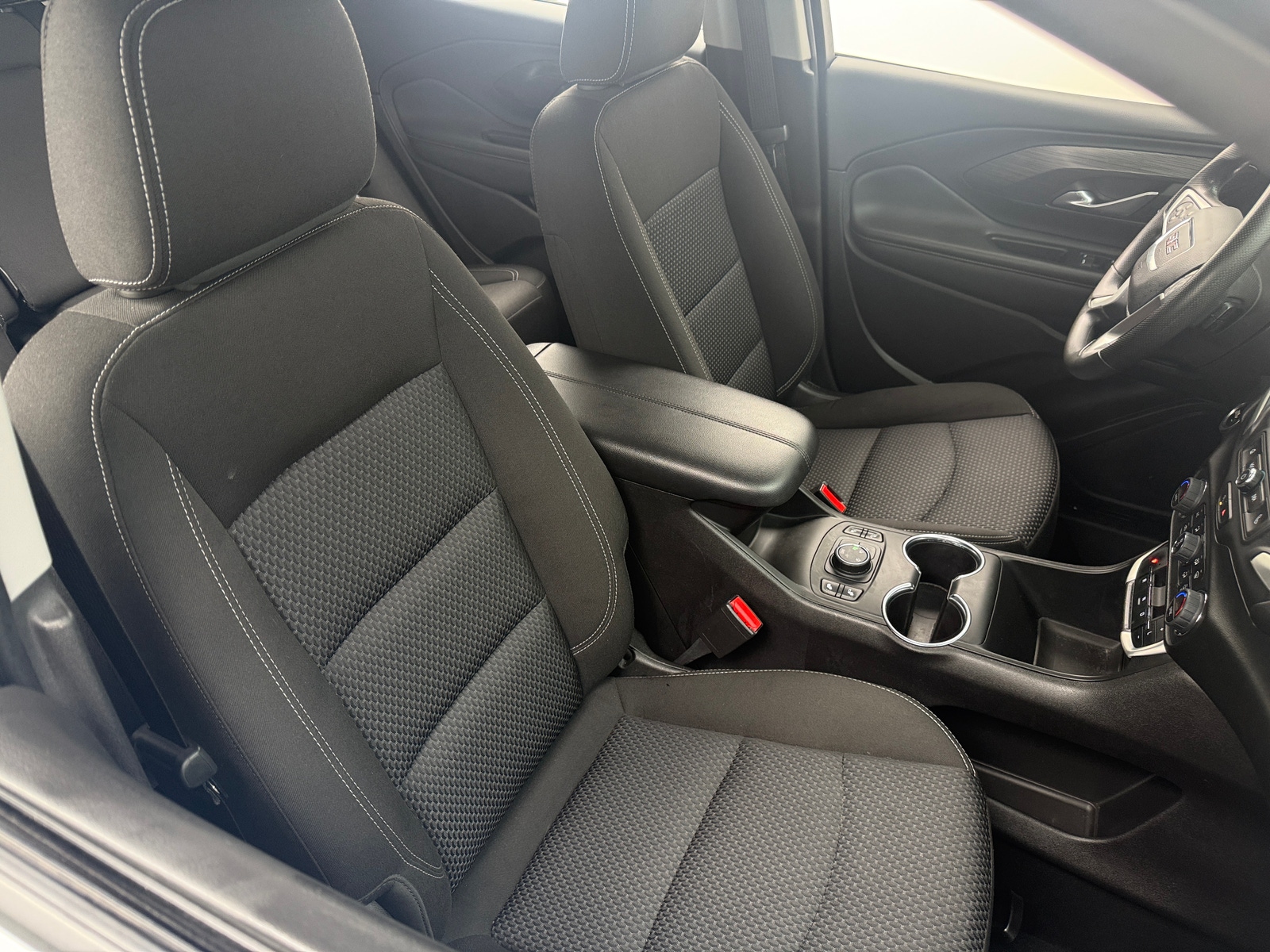 Thumbnail: 2022 GMC Terrain - 2