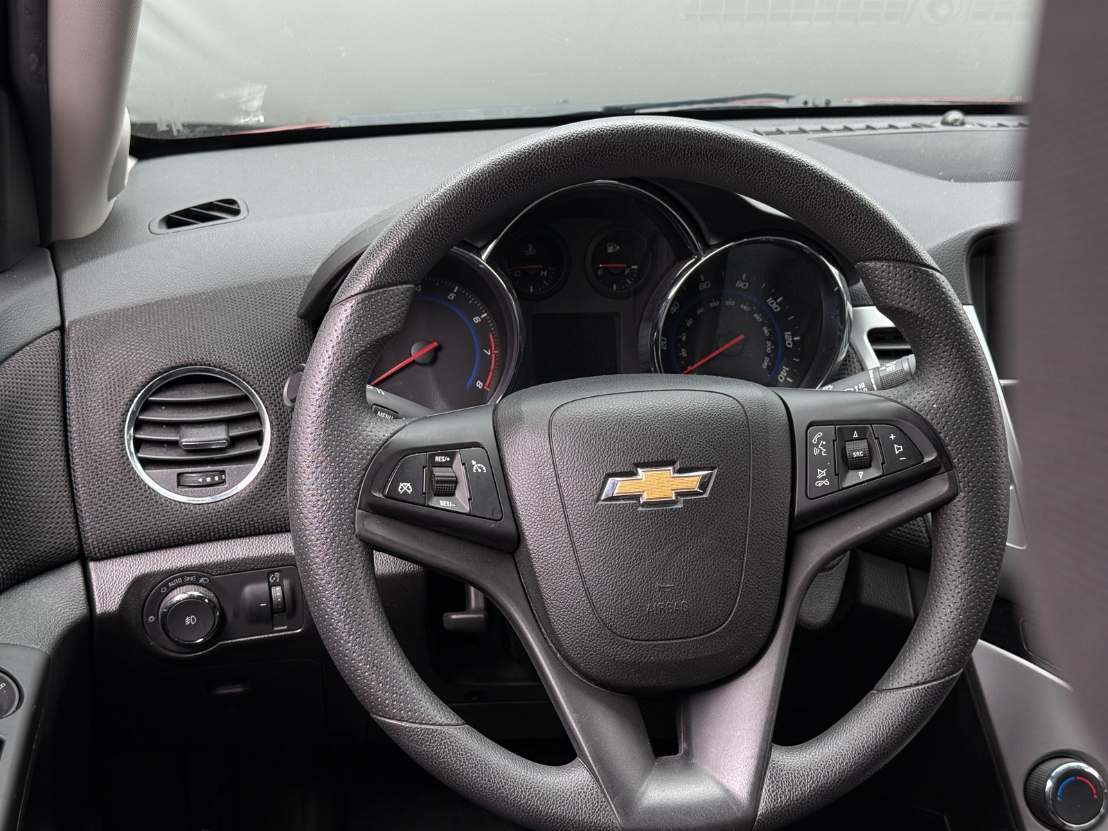 Thumbnail: 2016 Chevrolet Cruze - 5