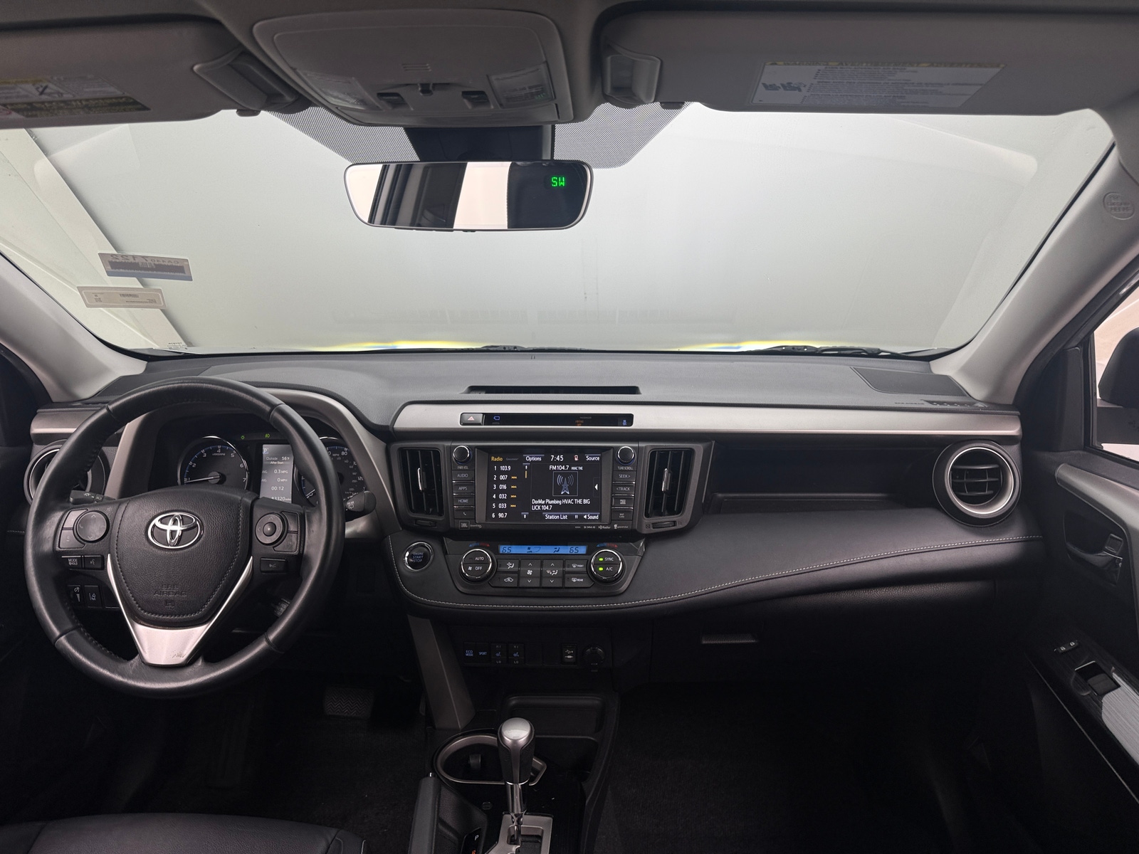 Thumbnail: 2016 Toyota RAV4 - 2