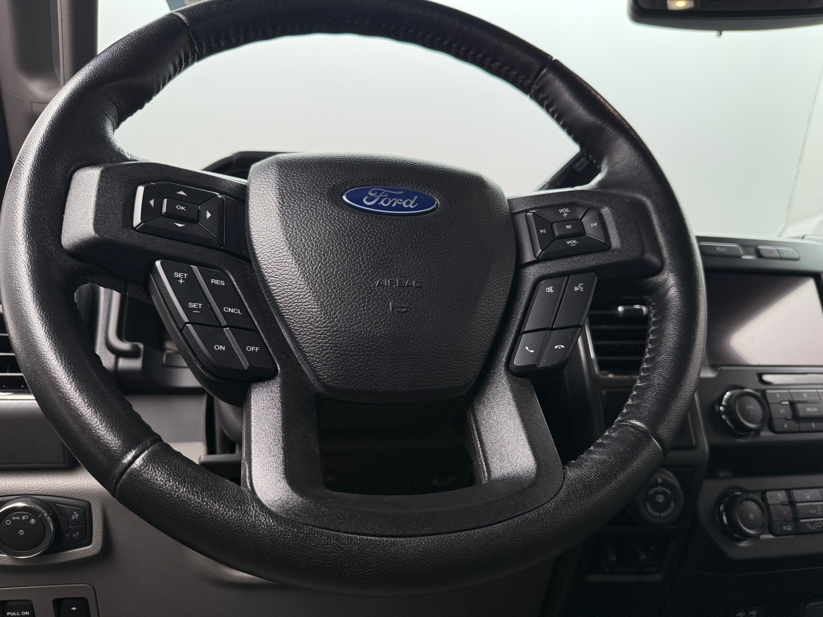 Thumbnail: 2020 Ford Econoline - 5