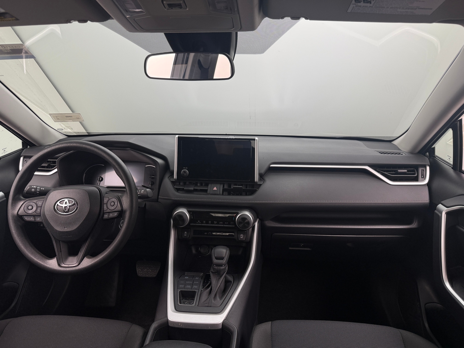 Thumbnail: 2025 Toyota RAV4 - 3