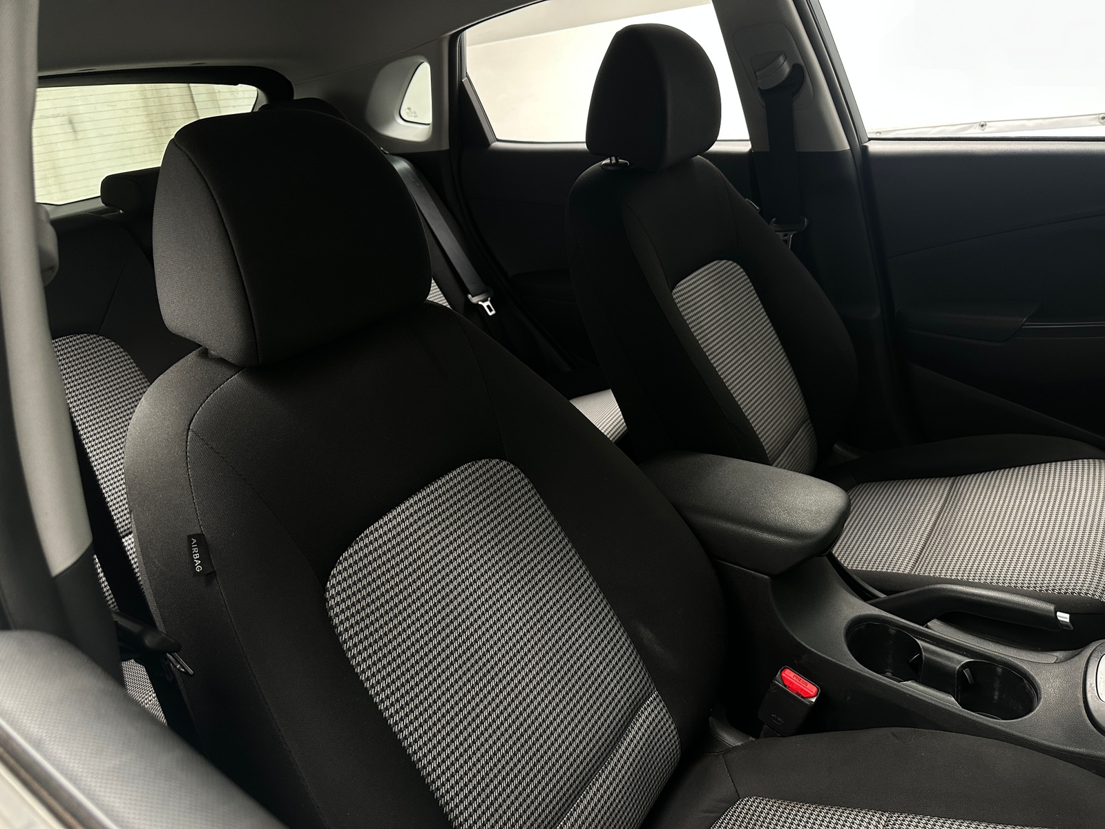 Thumbnail: 2021 Hyundai Kona - 2